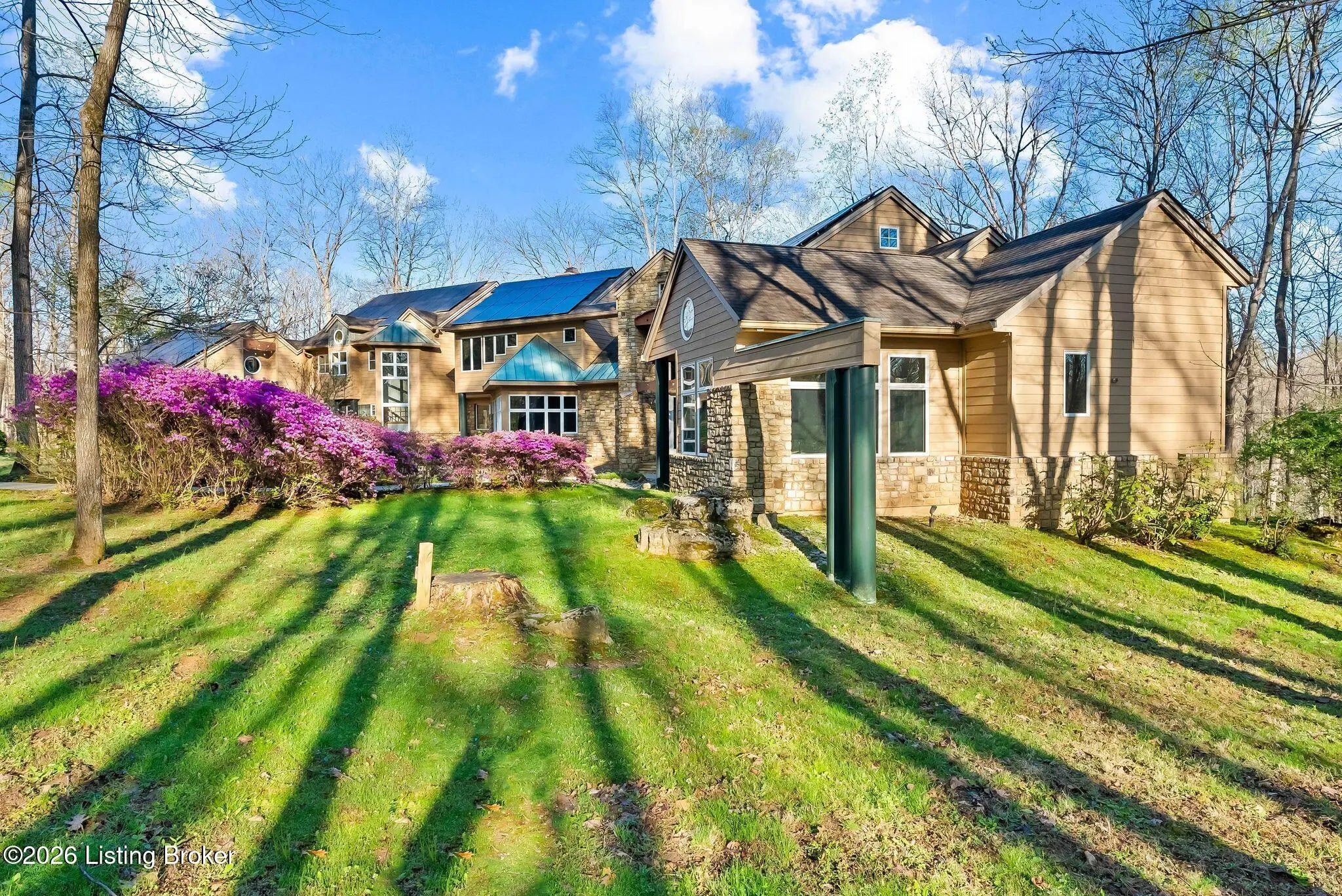 Photo of Listing #1713733