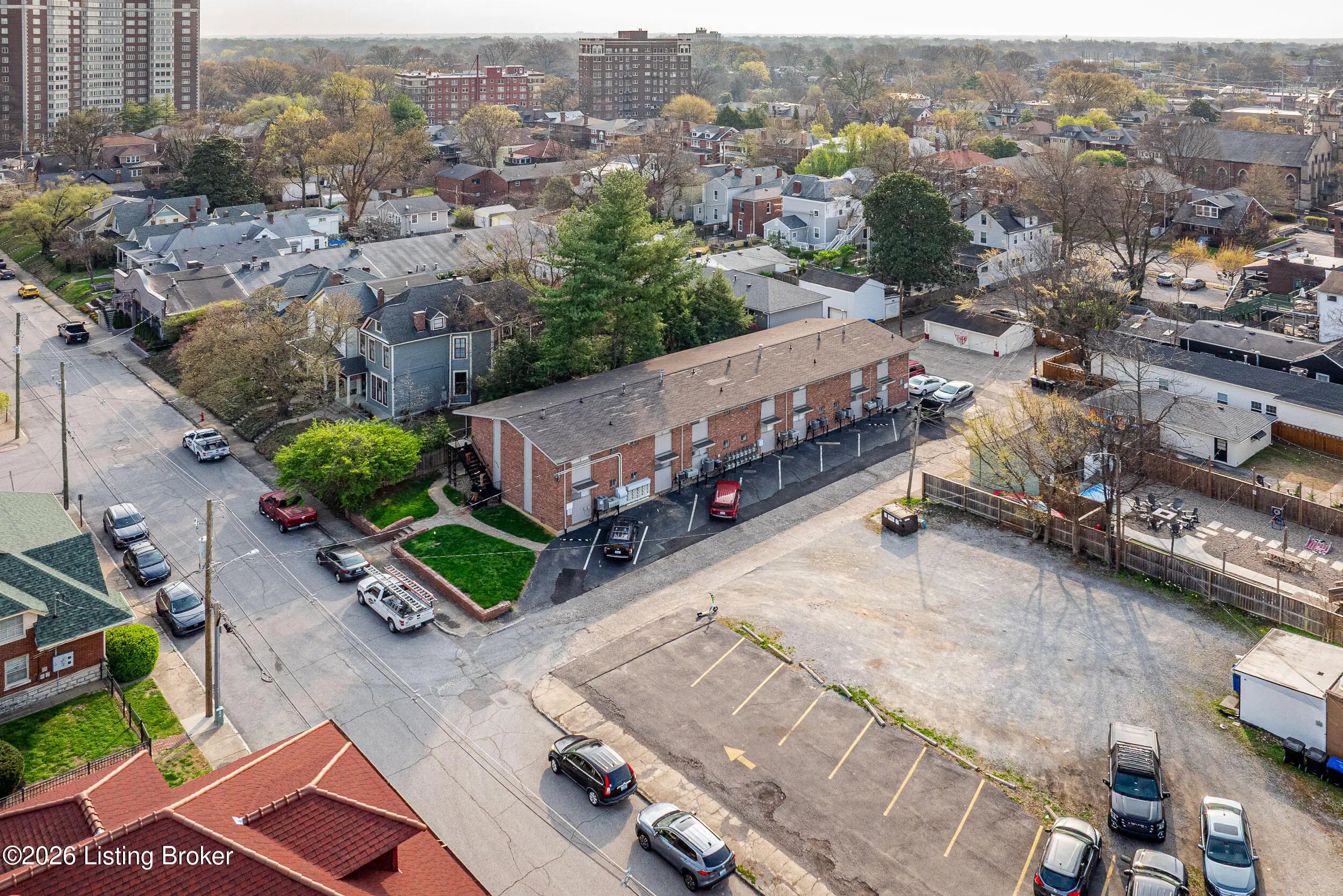 Photo of Listing #1713484