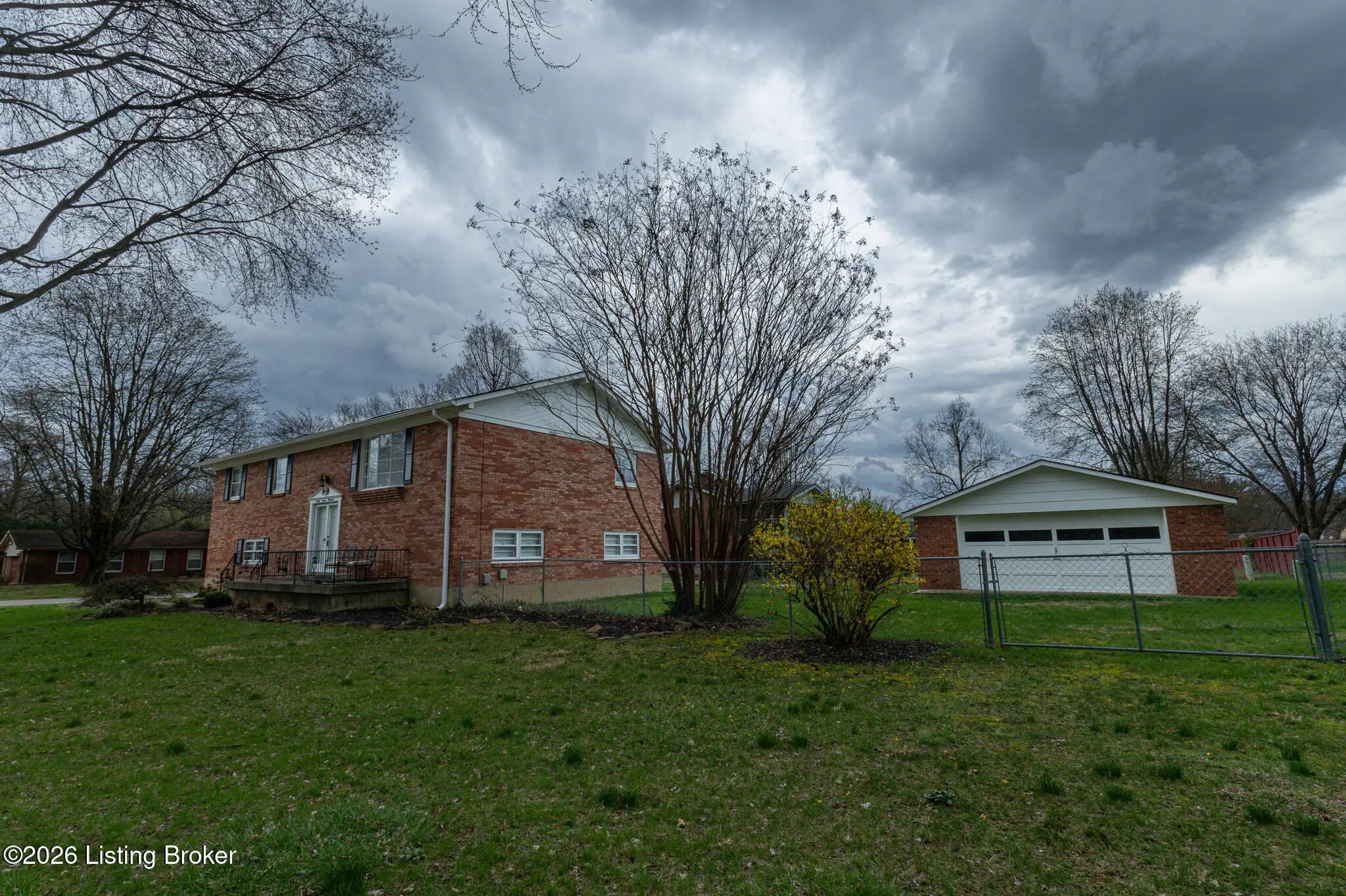 Photo of Listing #1713497