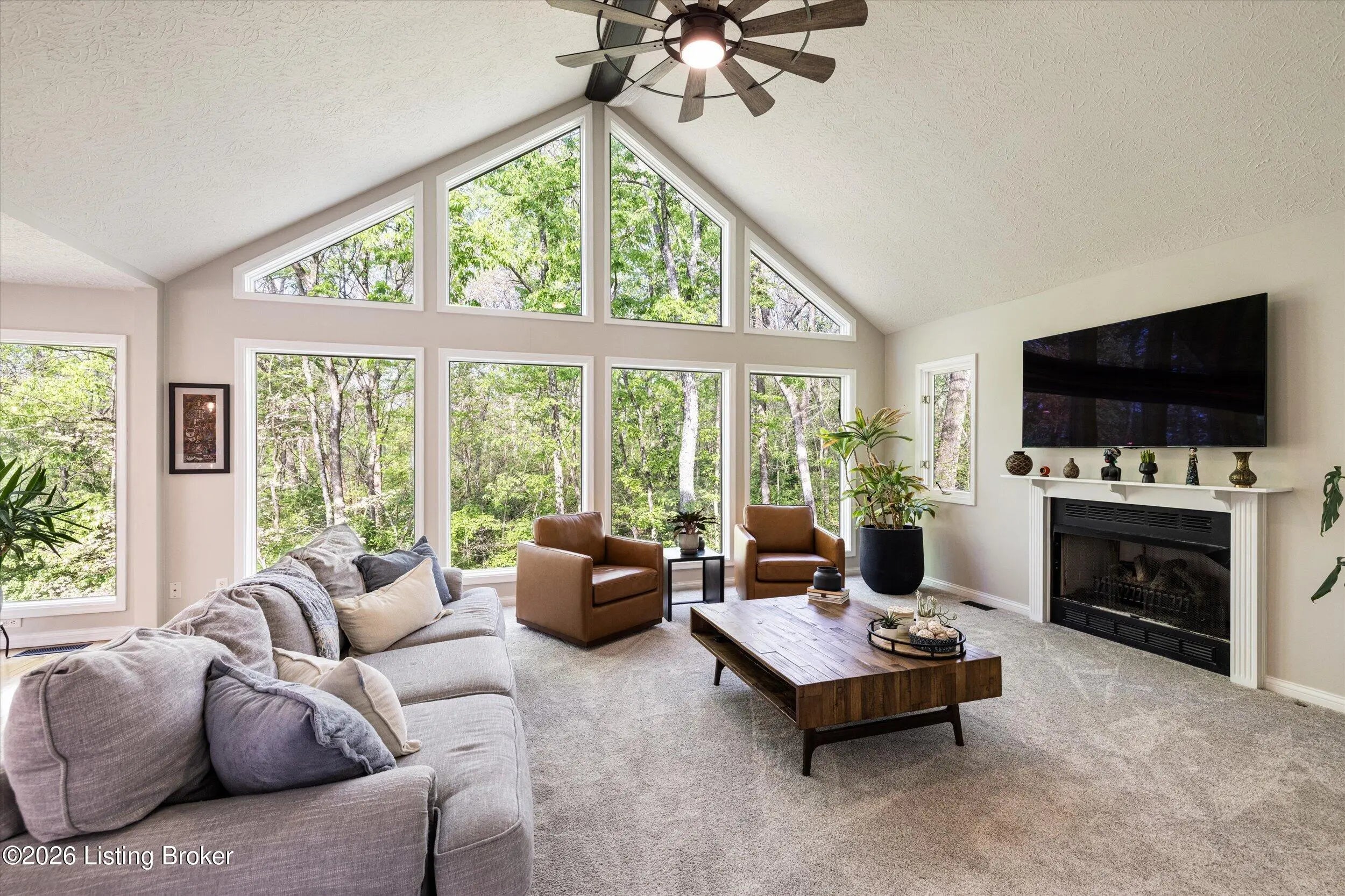 Photo of Listing #1715245