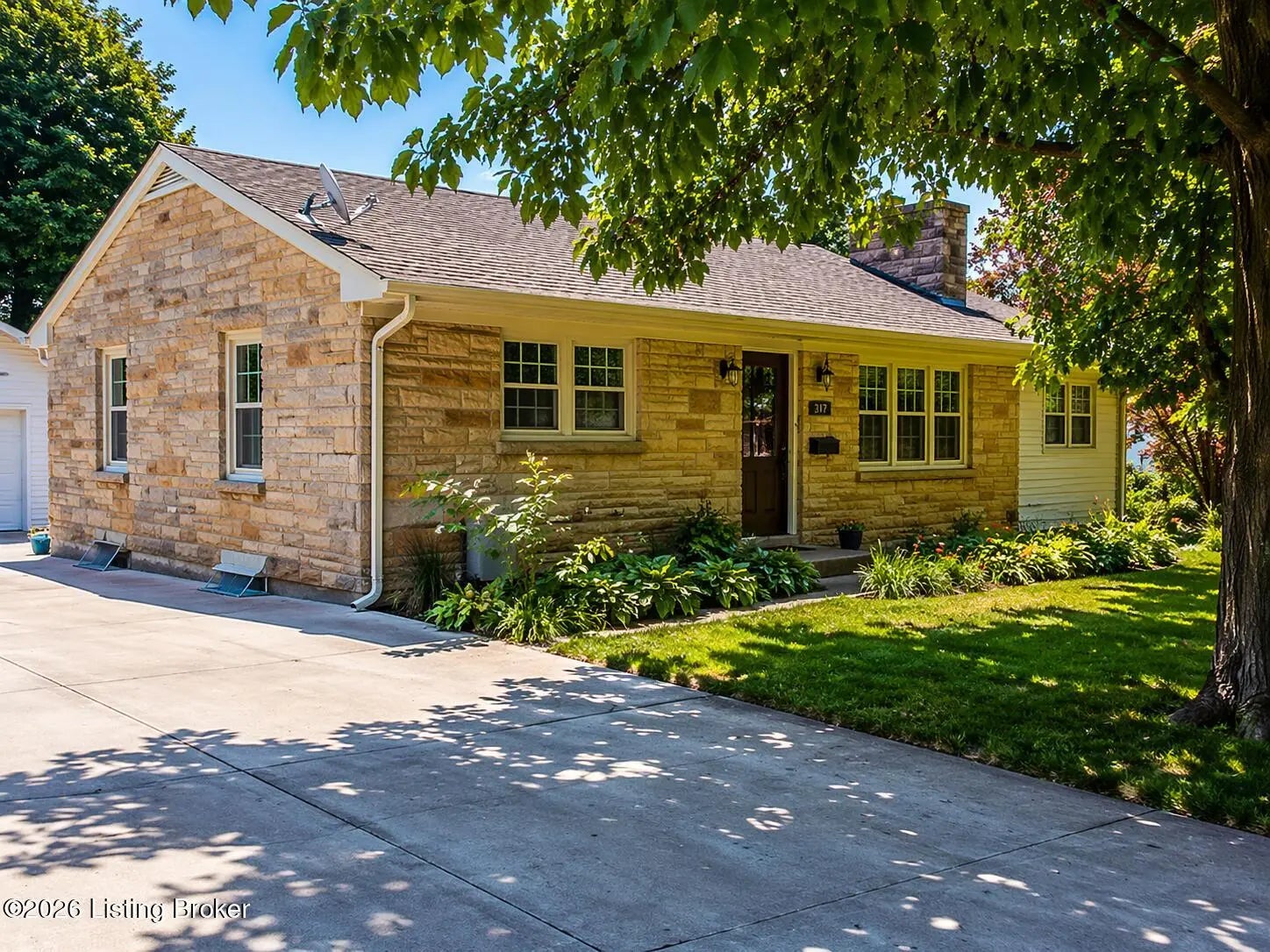 Photo of Listing #1714327