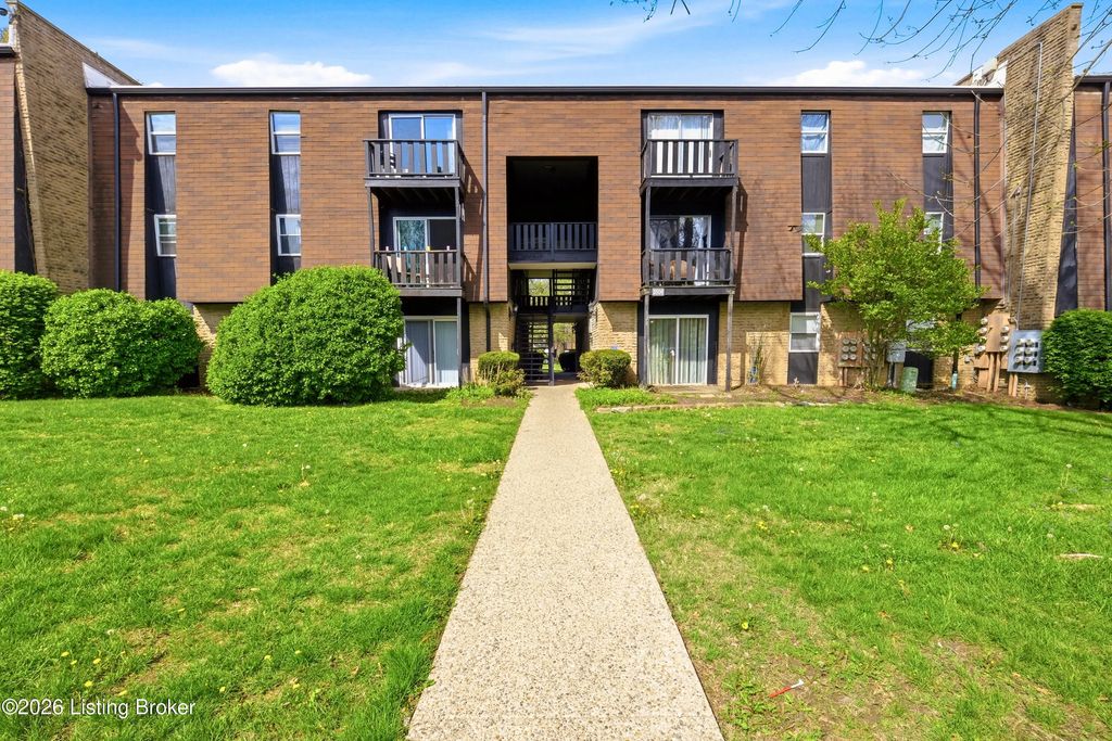 3506 Lodge Ln Apt 326, Louisville