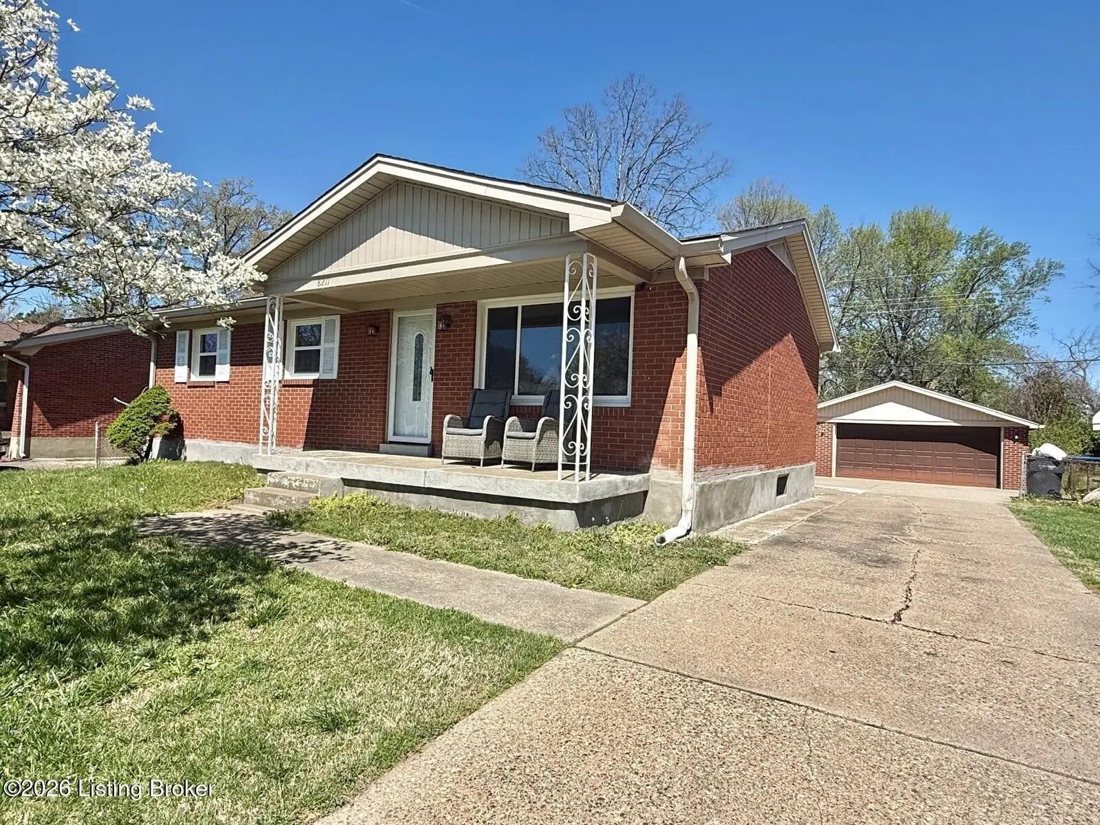 Photo of Listing #1713566