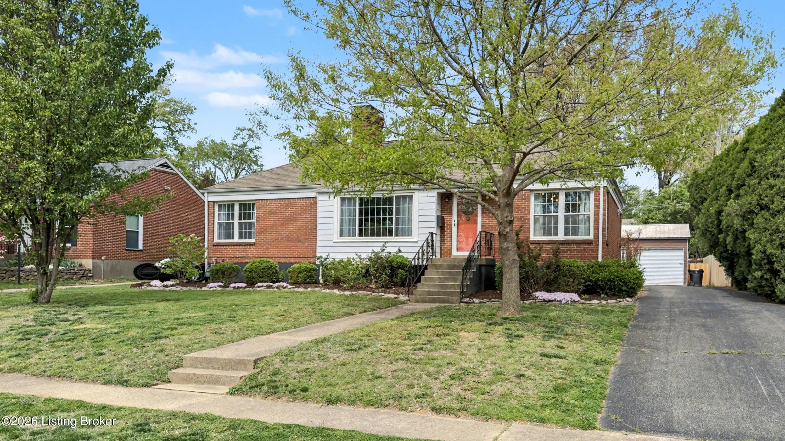 Photo of Listing #1713841