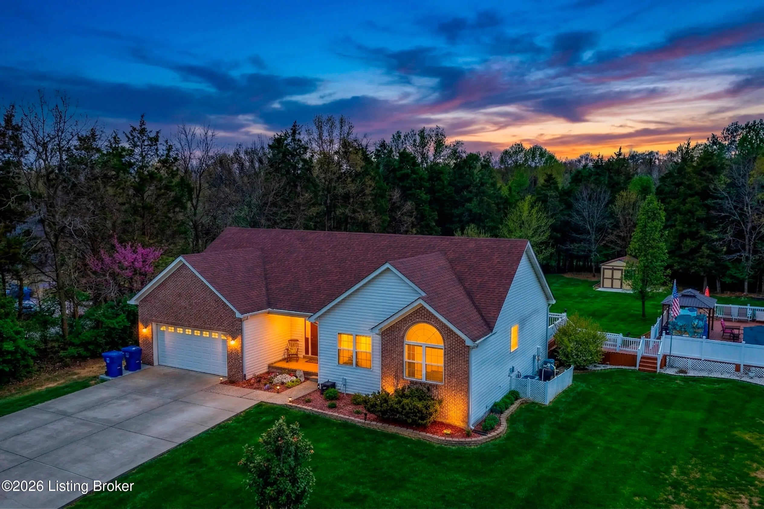 Photo of Listing #1713597