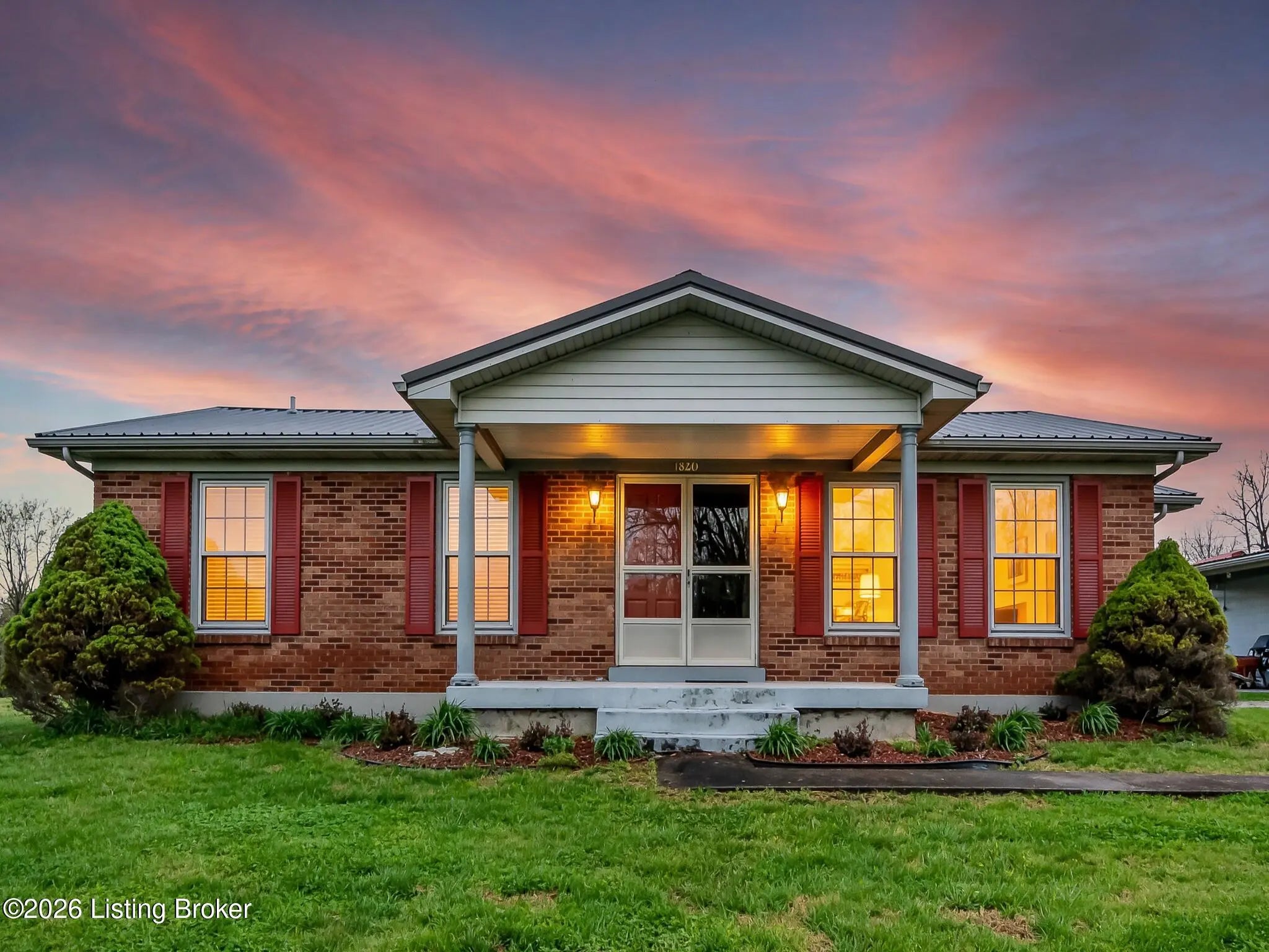 Photo of Listing #1713680