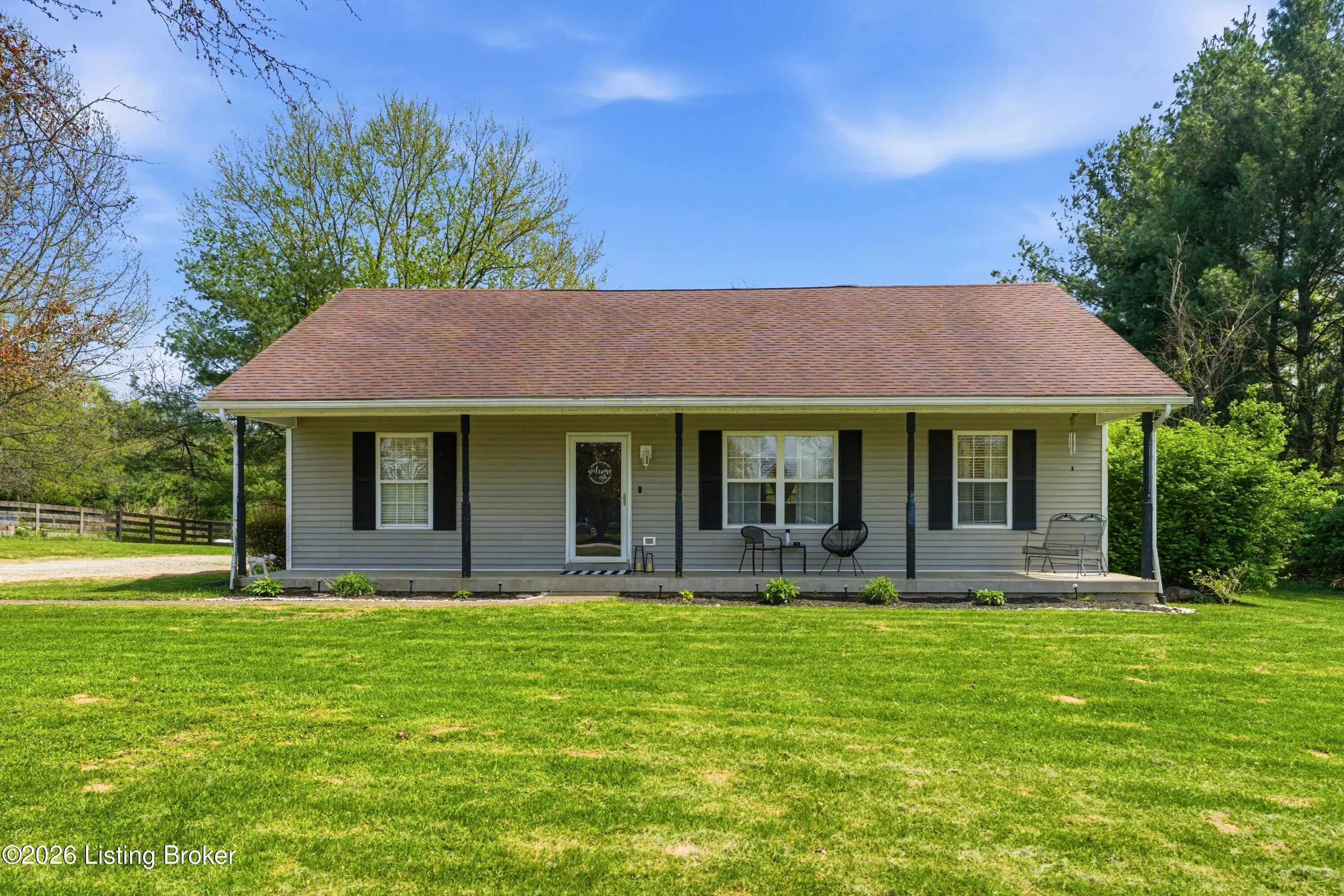 Photo of Listing #1713908