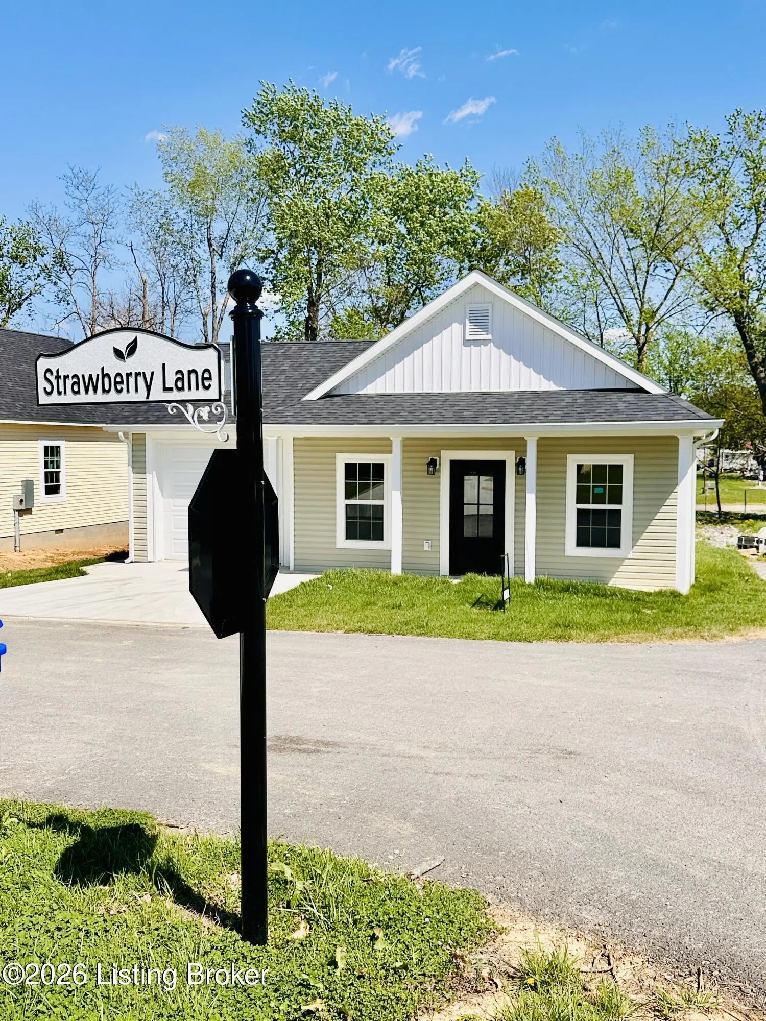 Photo of Listing #1713727