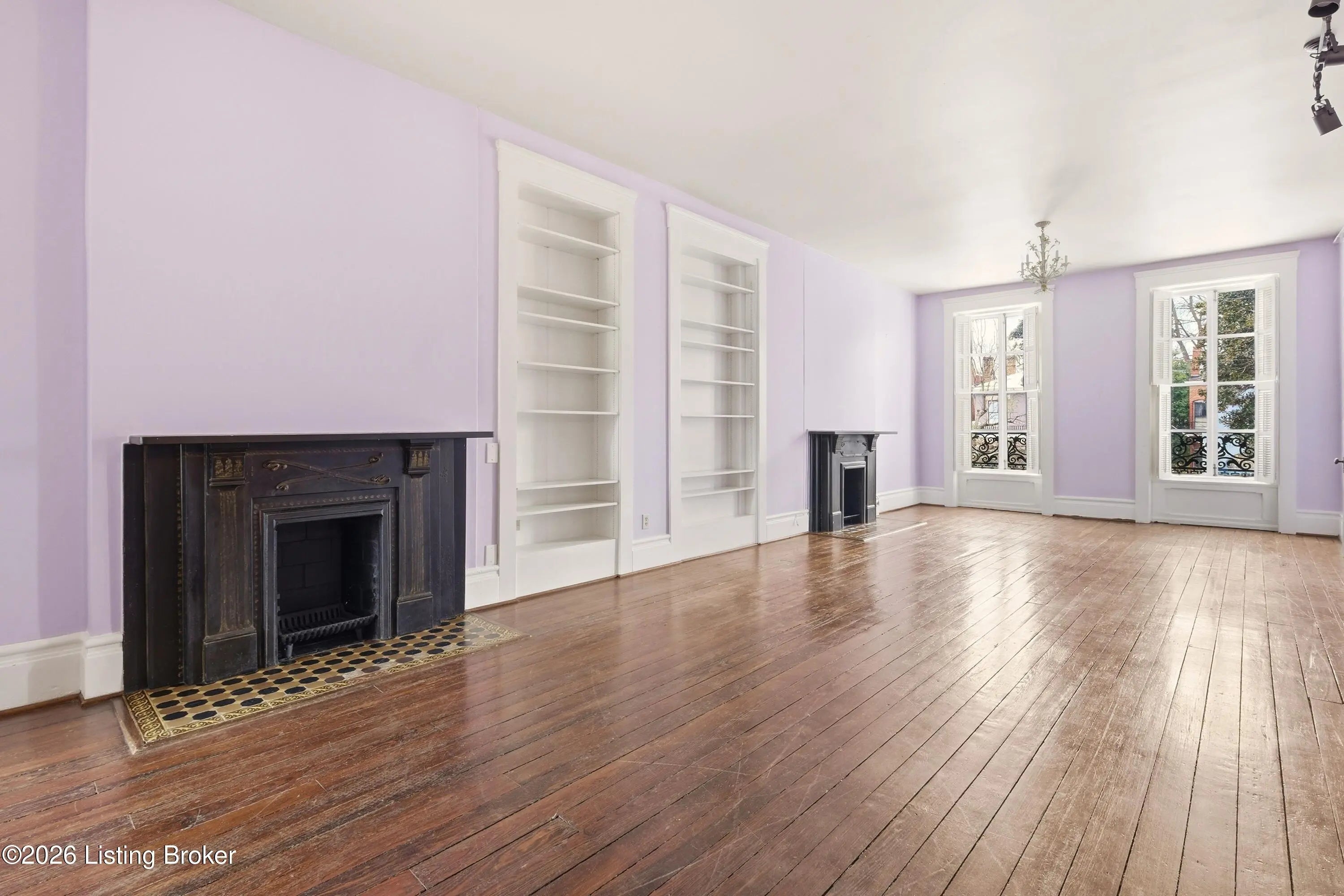 Photo of Listing #1713819