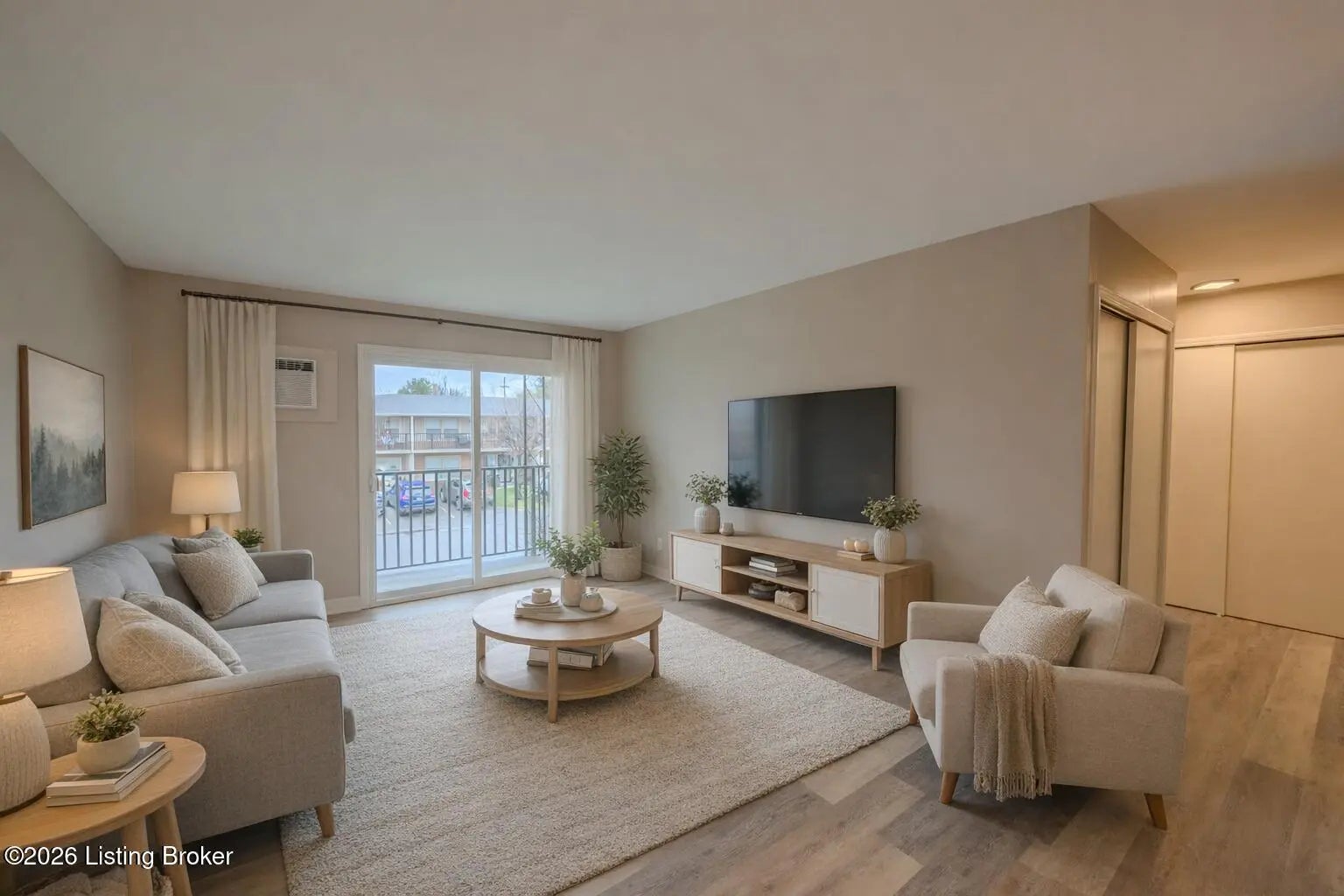 Photo of Listing #1713997