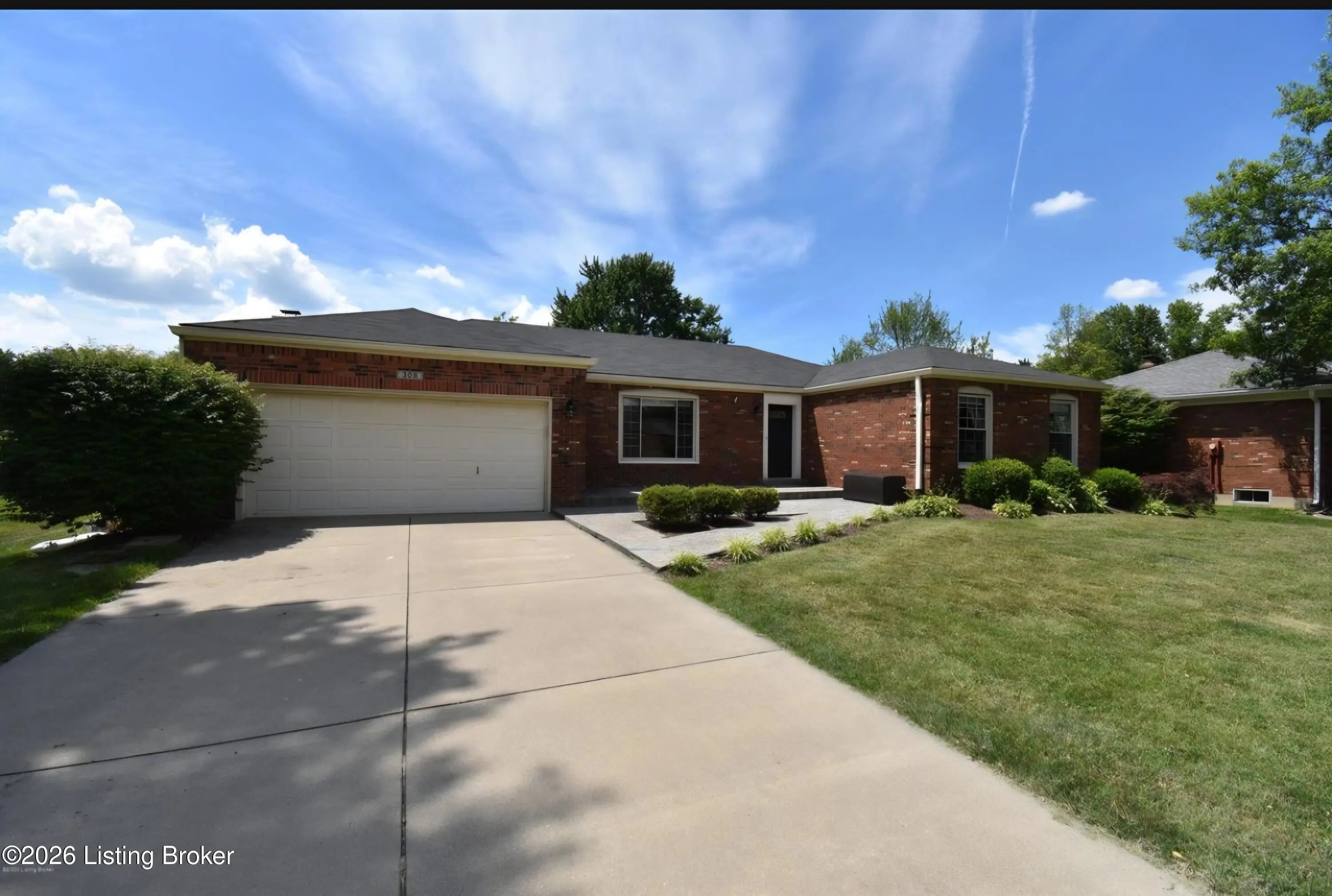 Photo of Listing #1714002