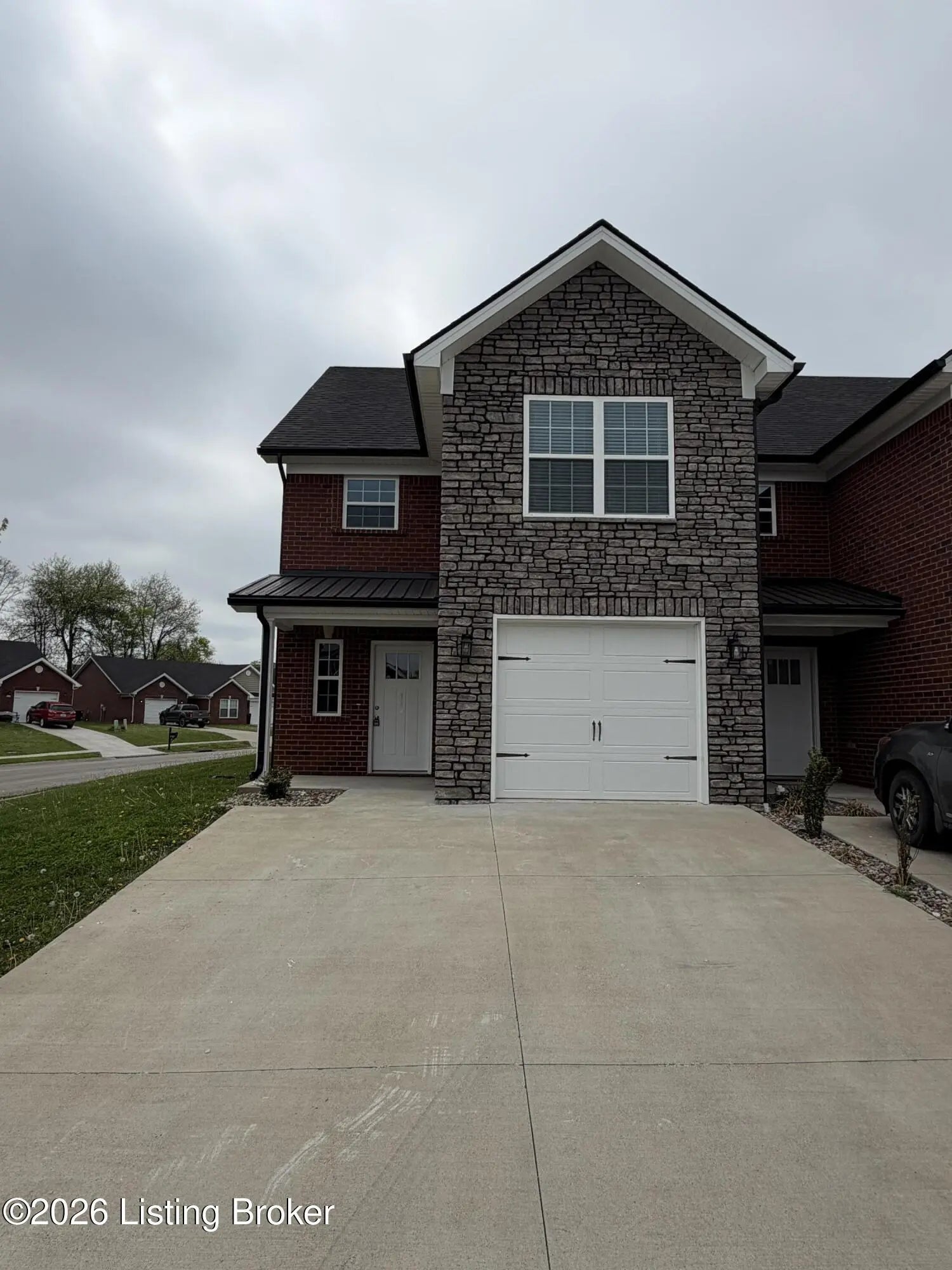 Photo of Listing #1714092