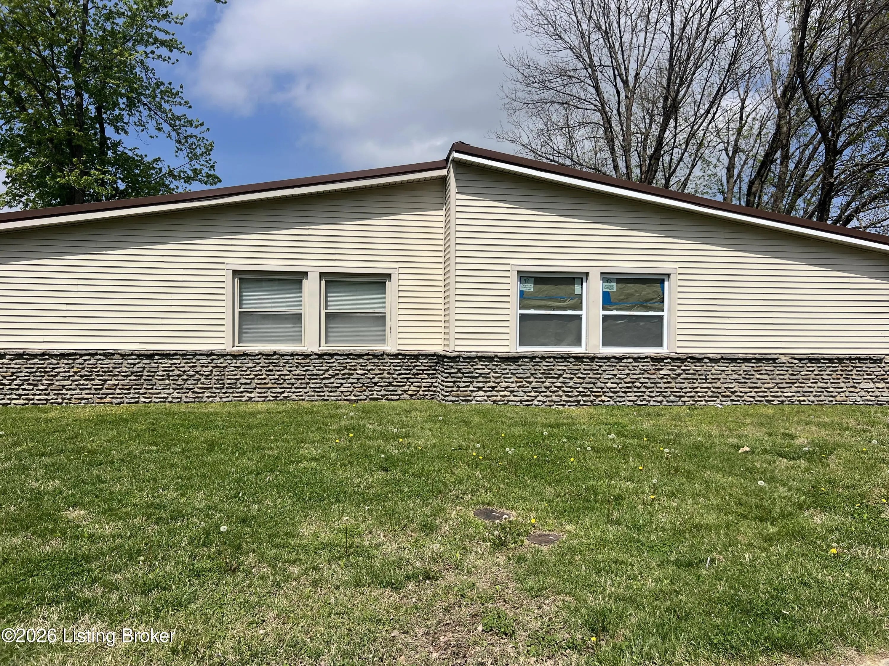 Photo of Listing #1714169