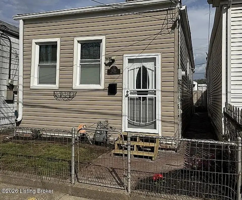 Photo of Listing #1714131