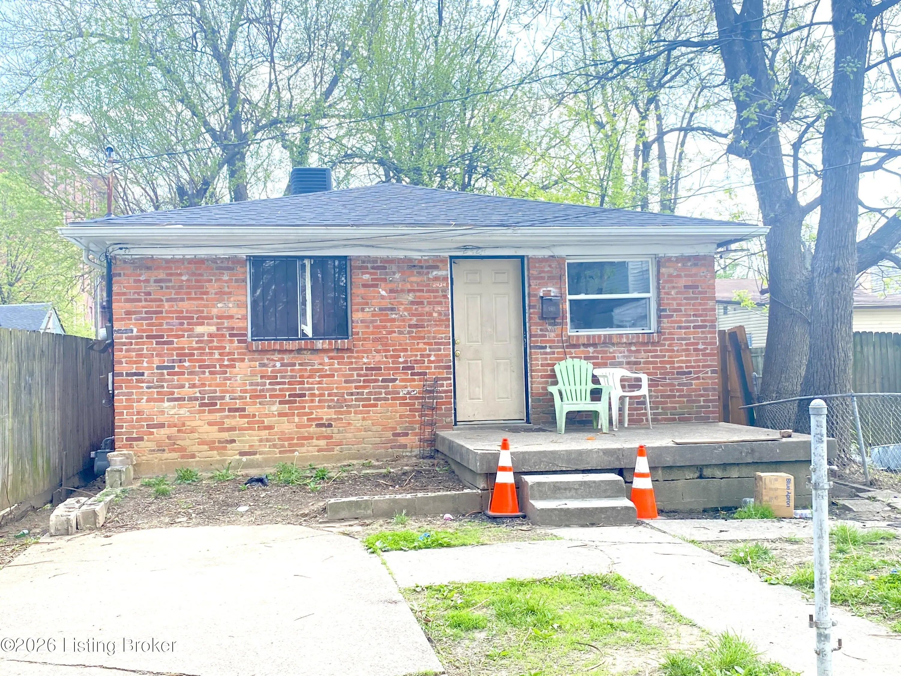 Photo of Listing #1714547