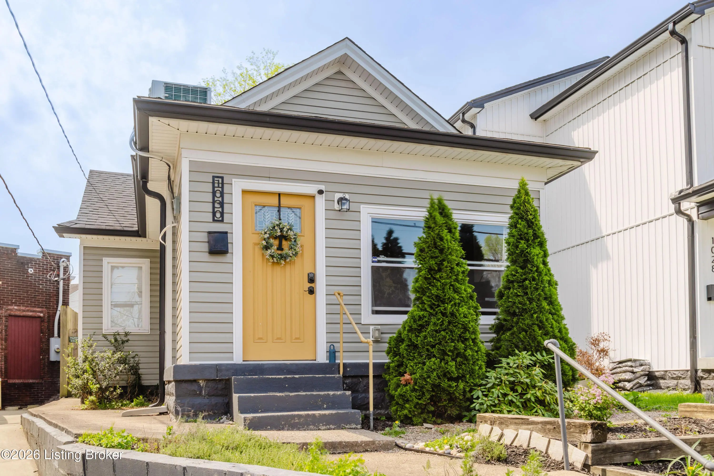 Photo of Listing #1714265