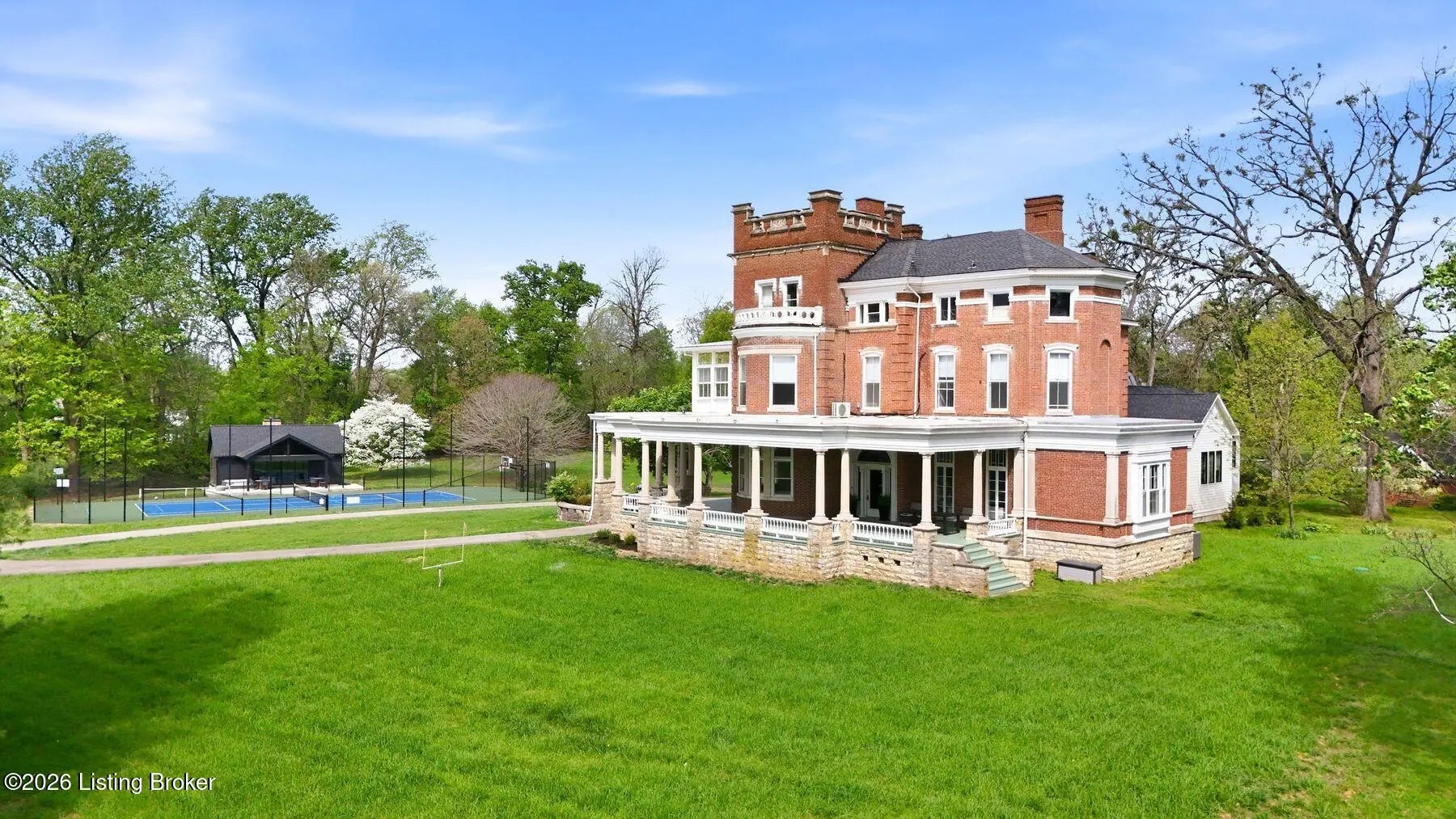 Photo of Listing #1714692