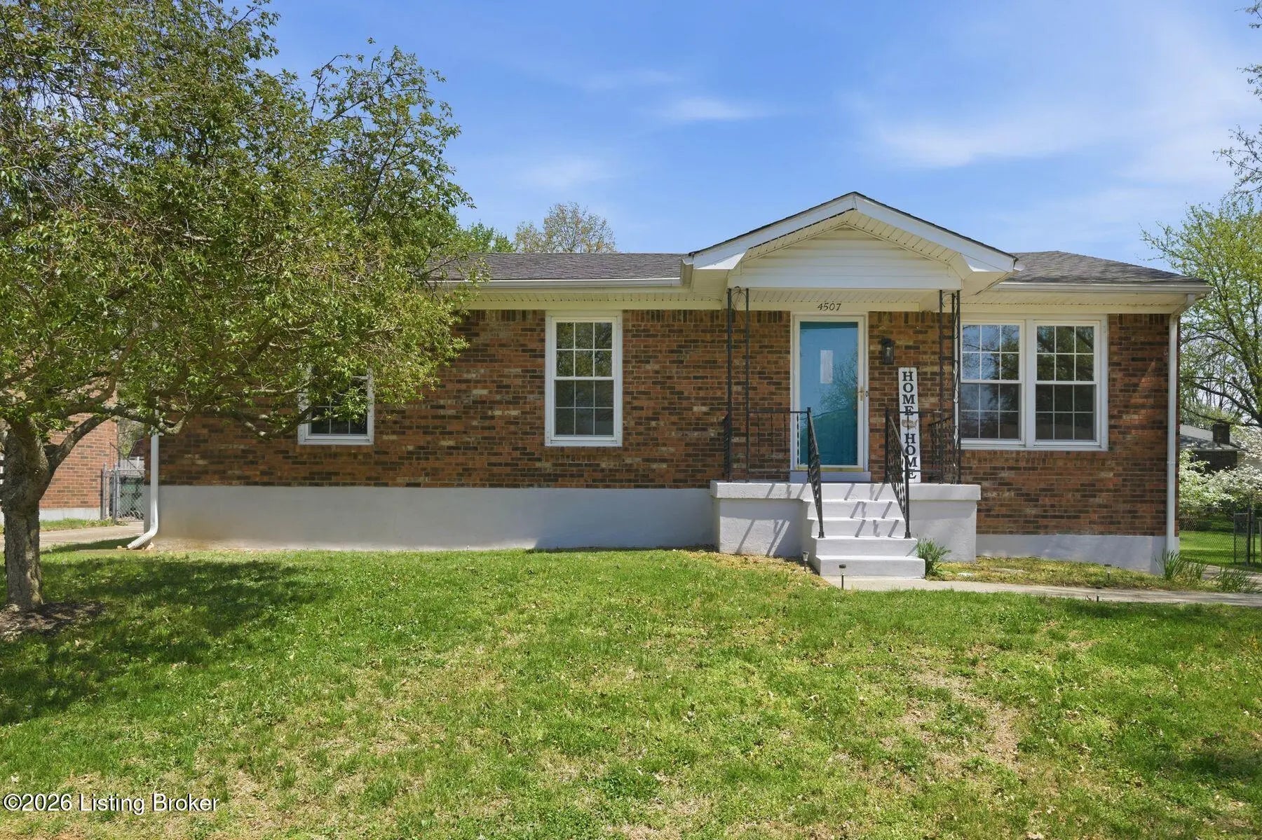 Photo of Listing #1714351