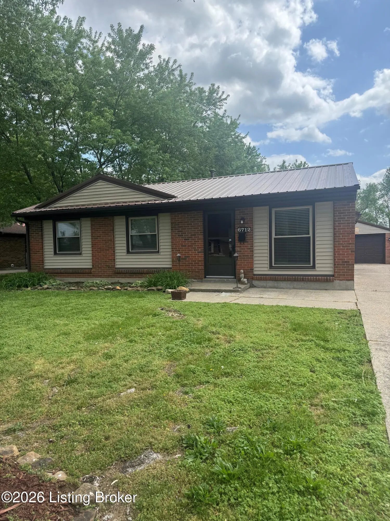 Photo of Listing #1714318