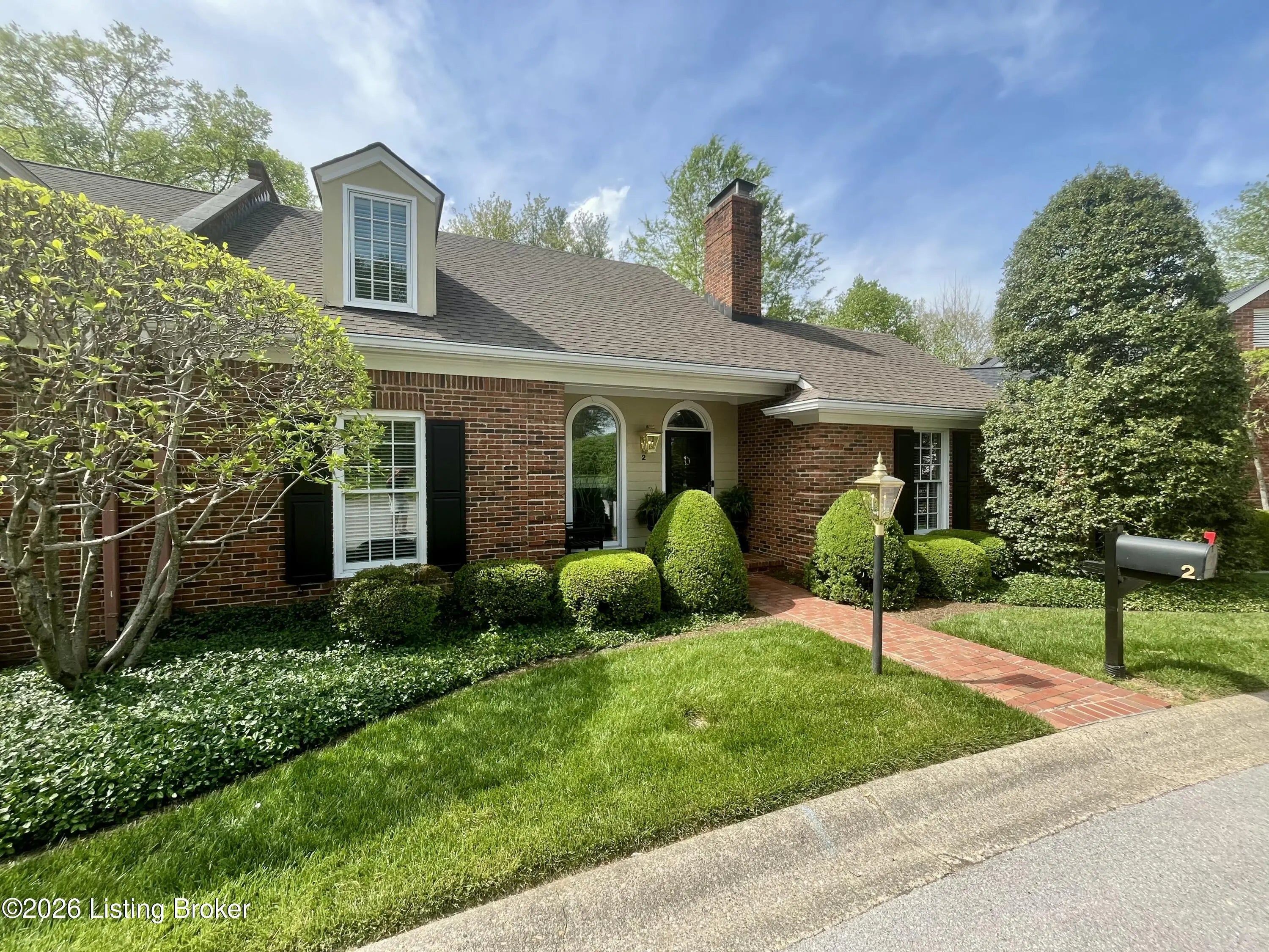 Photo of Listing #1714354