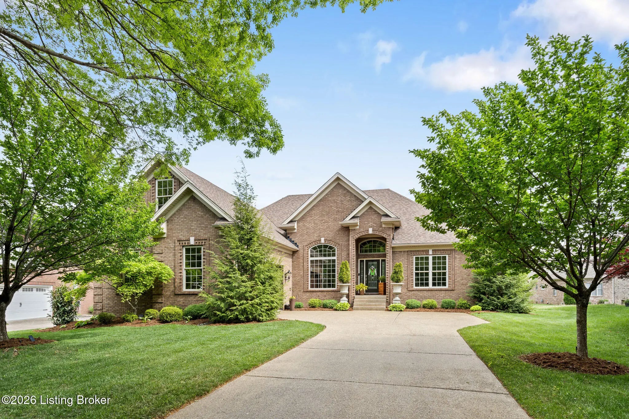 Photo of Listing #1714637