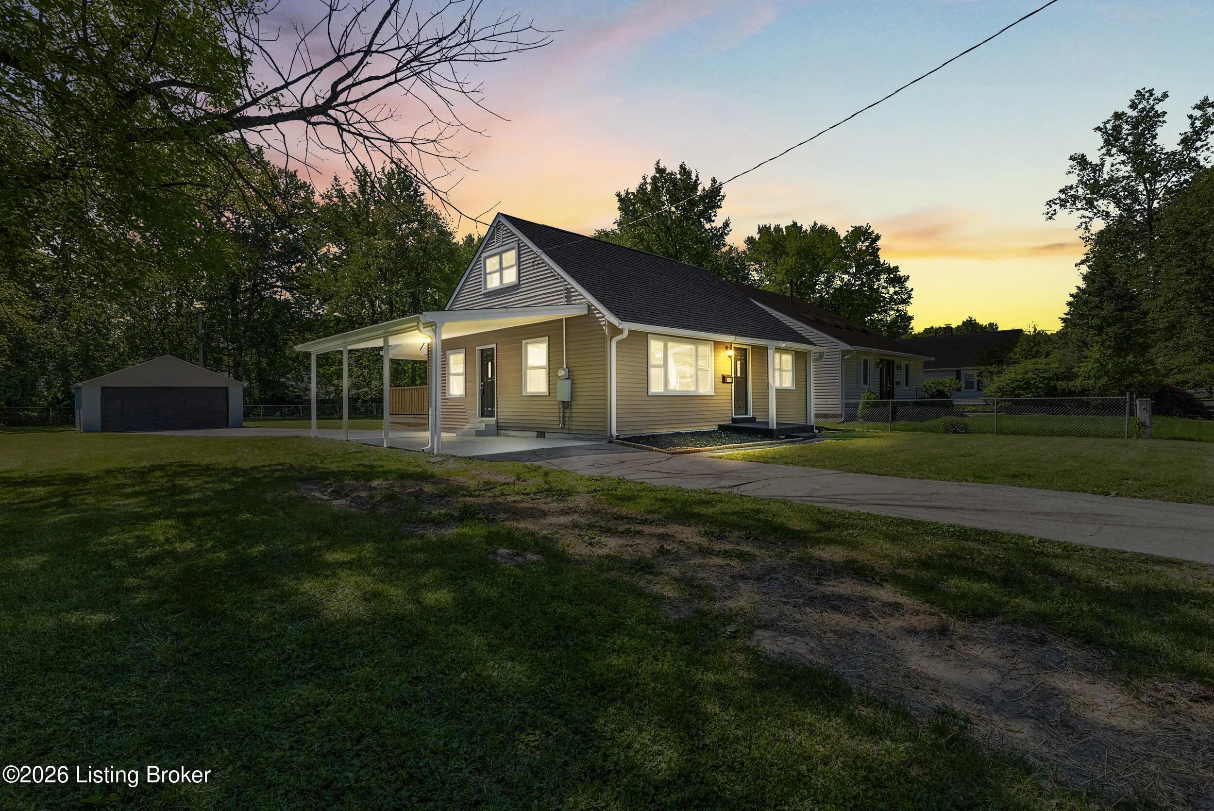 Photo of Listing #1715141