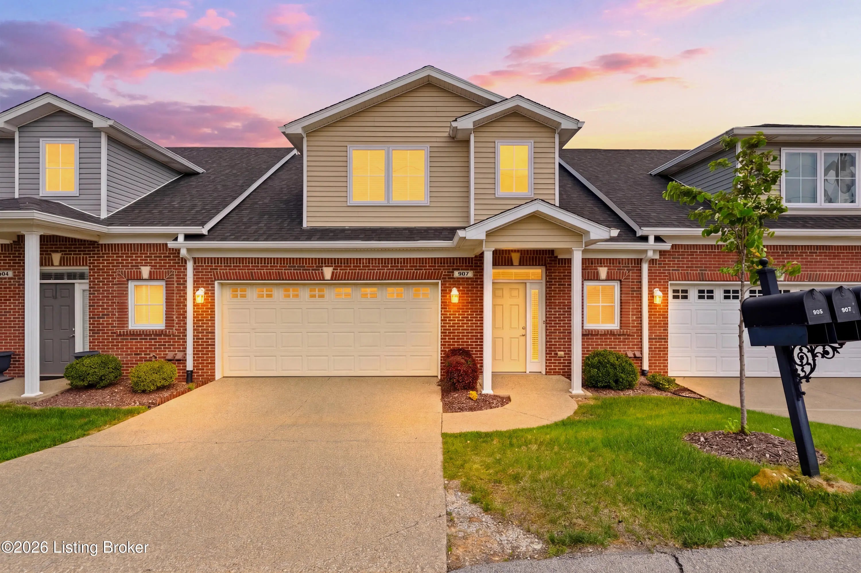 Photo of Listing #1714696