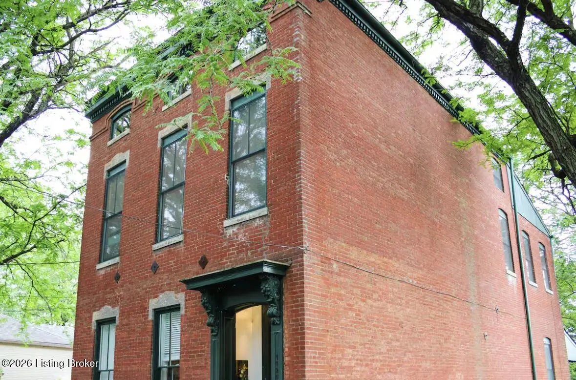 Photo of Listing #1714457