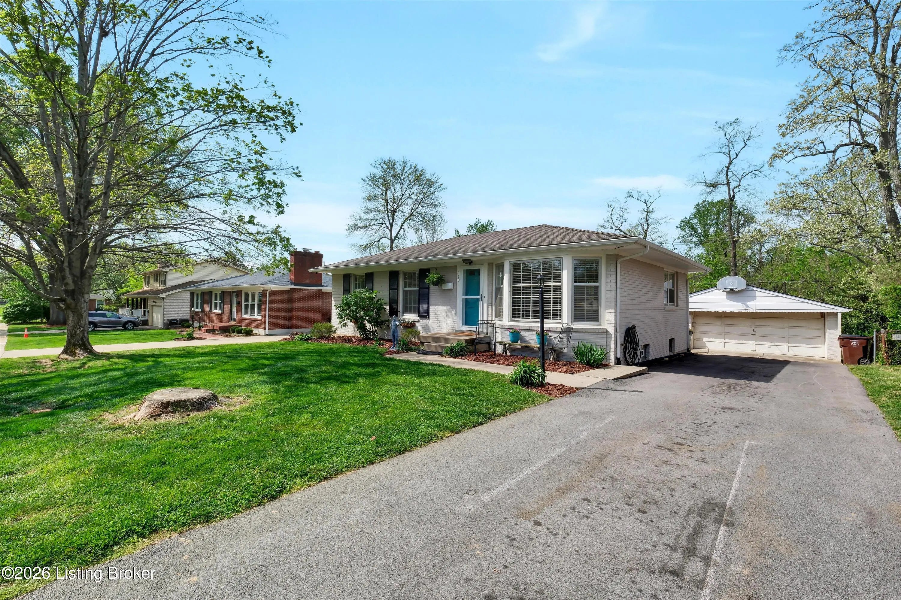 Photo of Listing #1714680