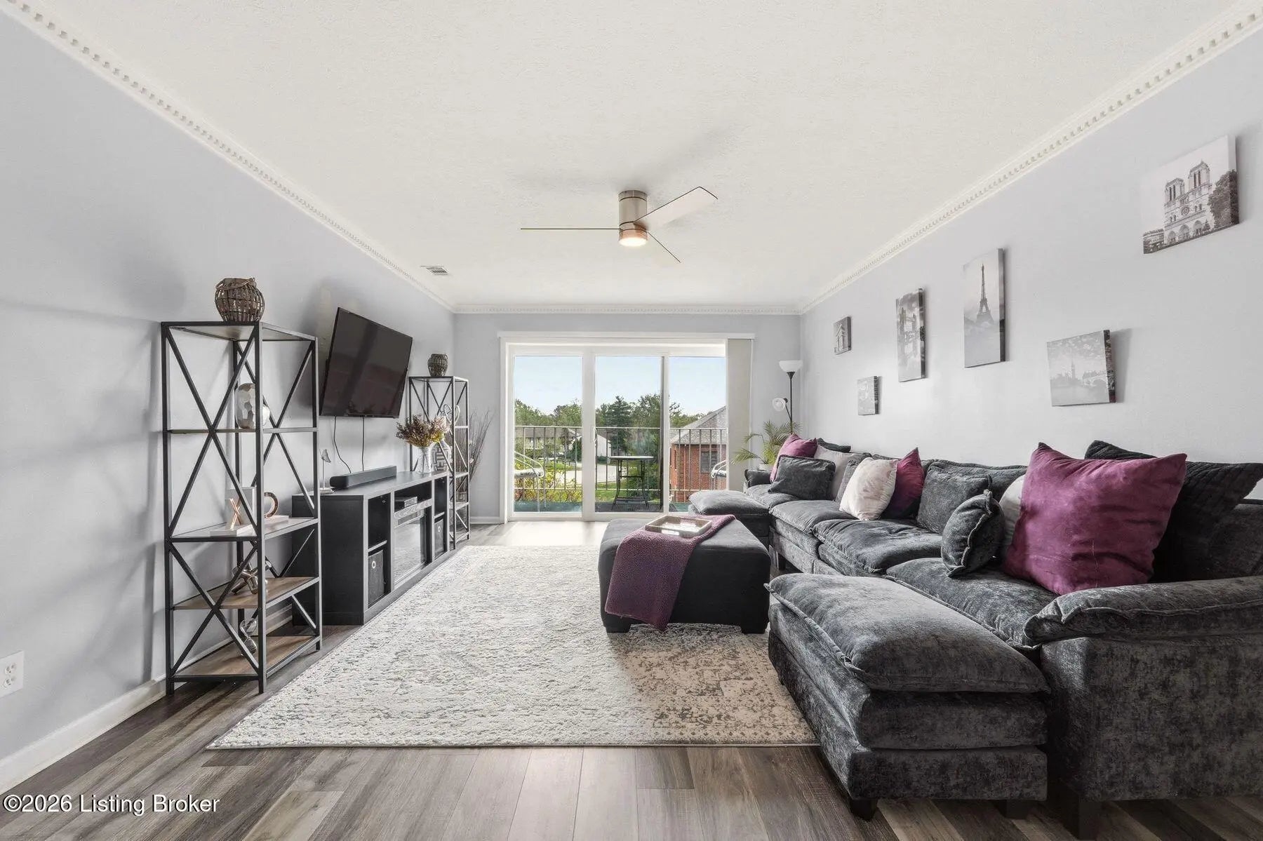 Photo of Listing #1714707