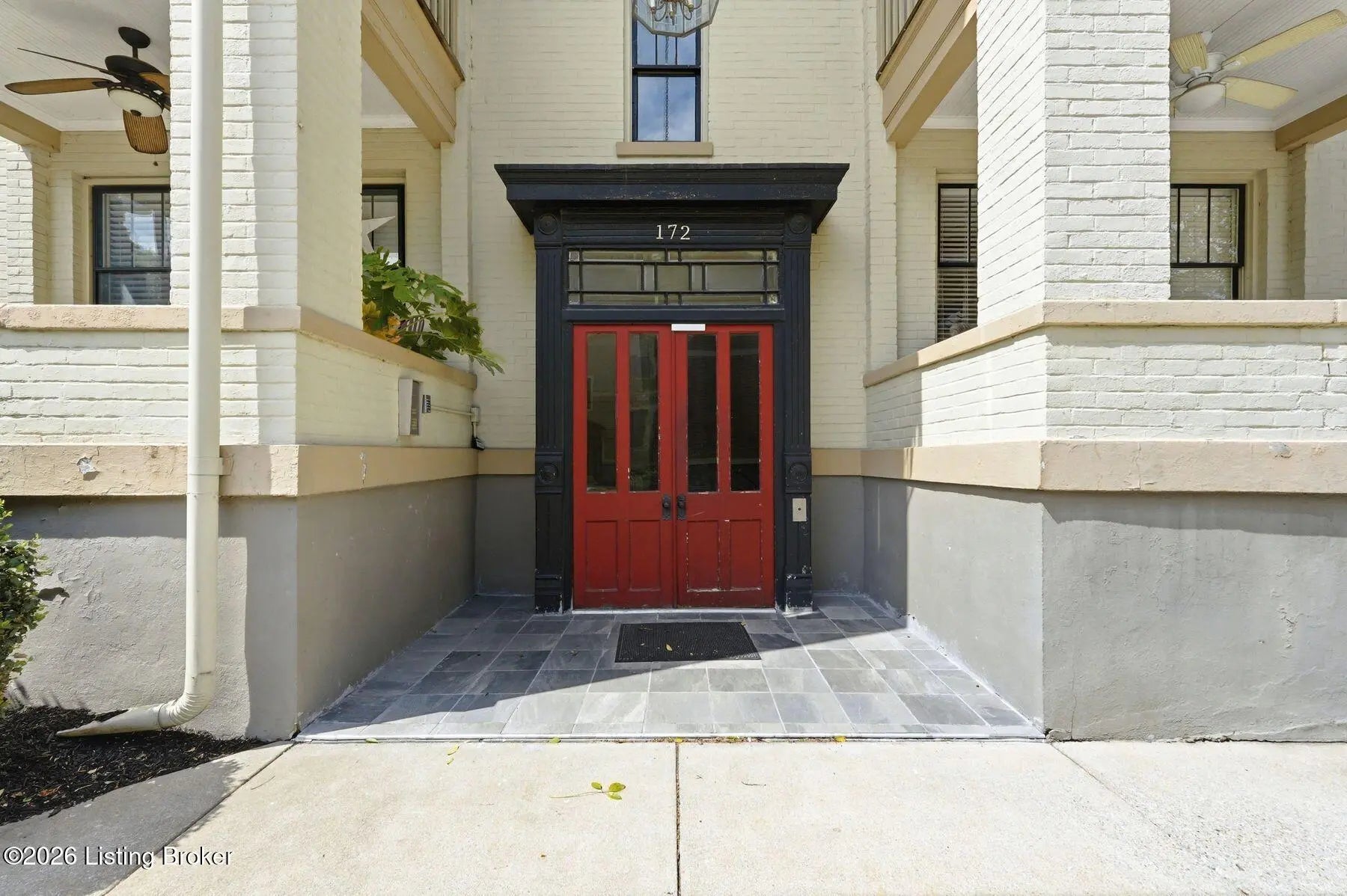 Photo of Listing #1714749