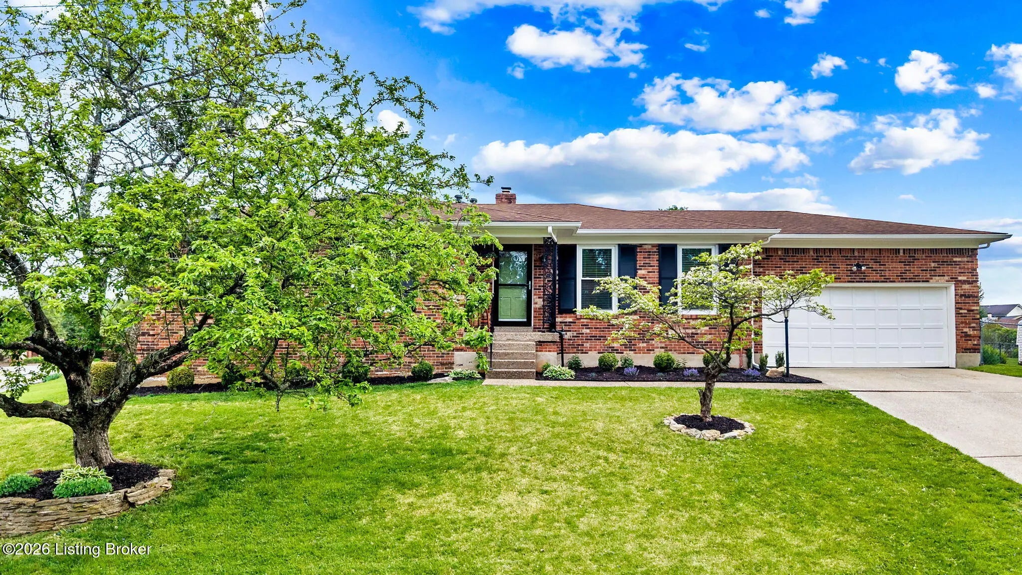 Photo of Listing #1714760