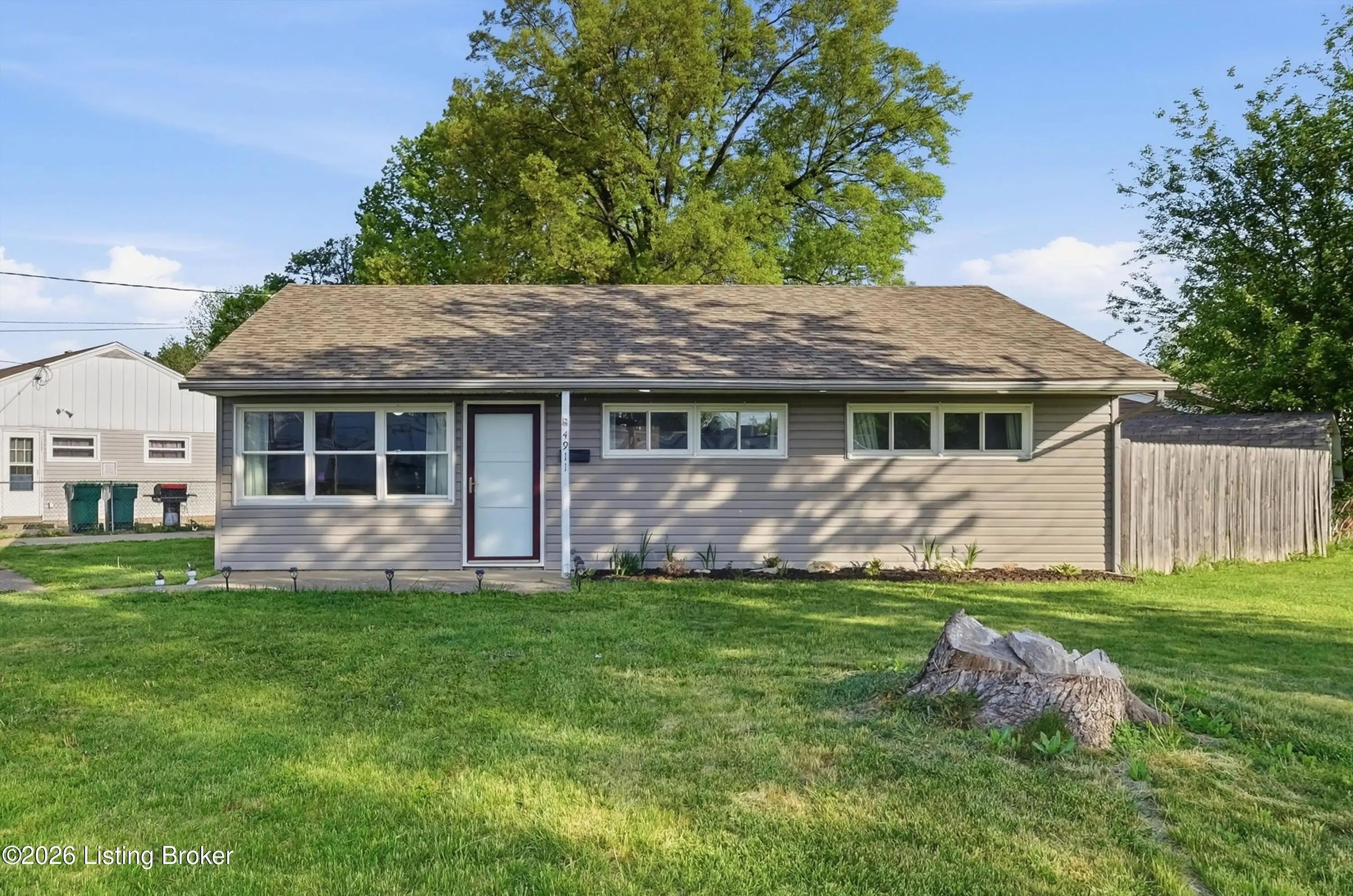 Photo of Listing #1714804