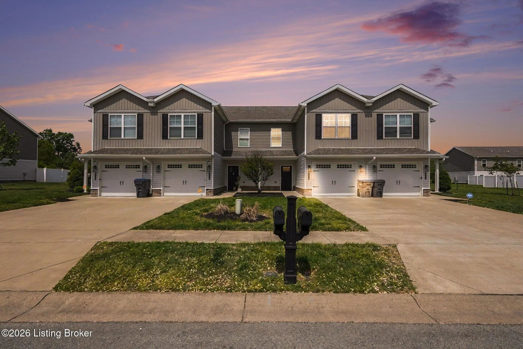 Photo of Listing #1715028