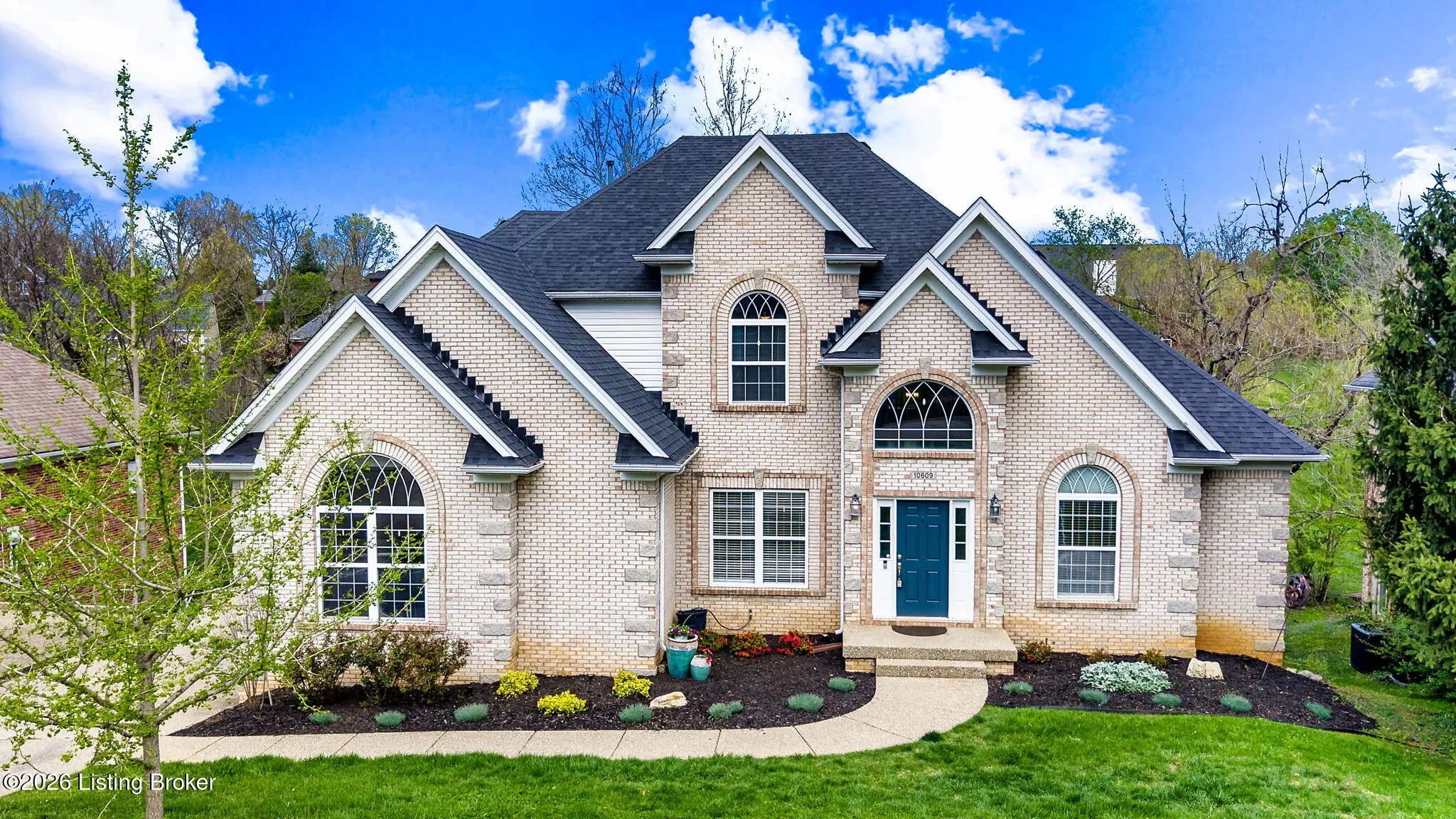 Photo of Listing #1714916