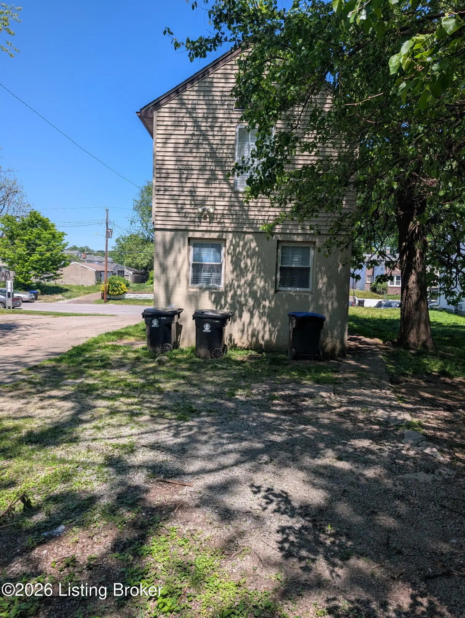 Photo of Listing #1715108