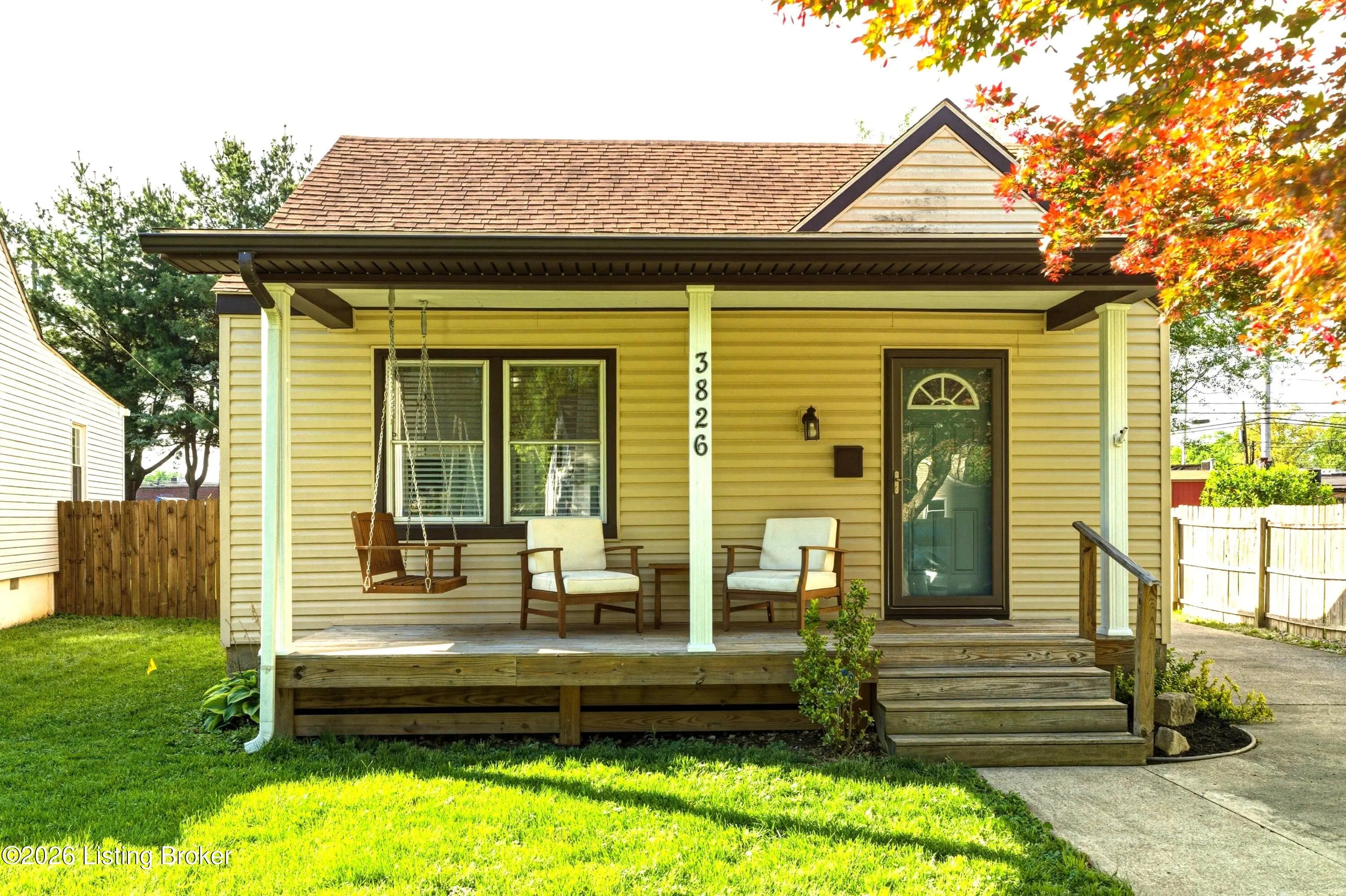 Photo of Listing #1715030