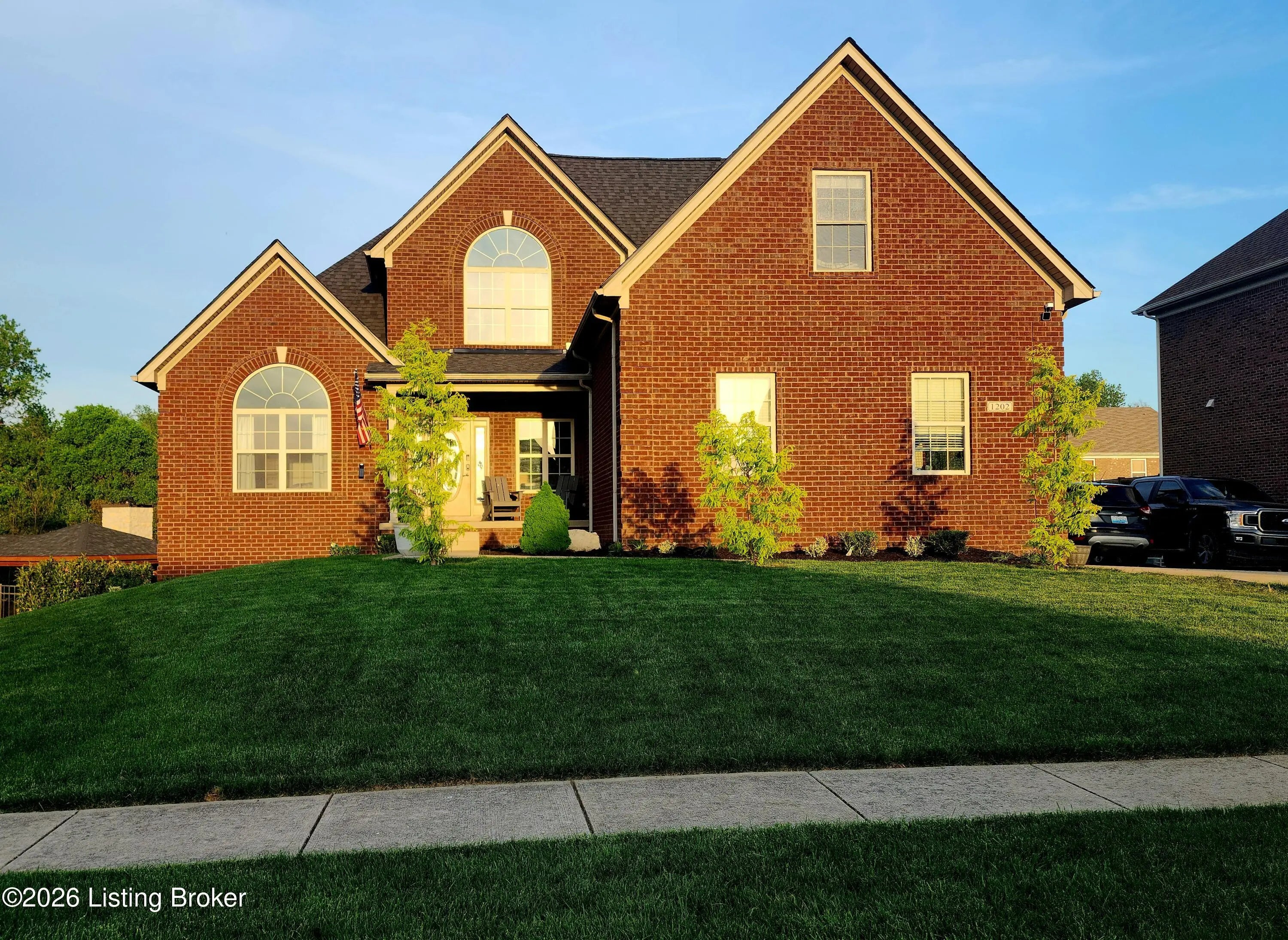 Photo of Listing #1715092