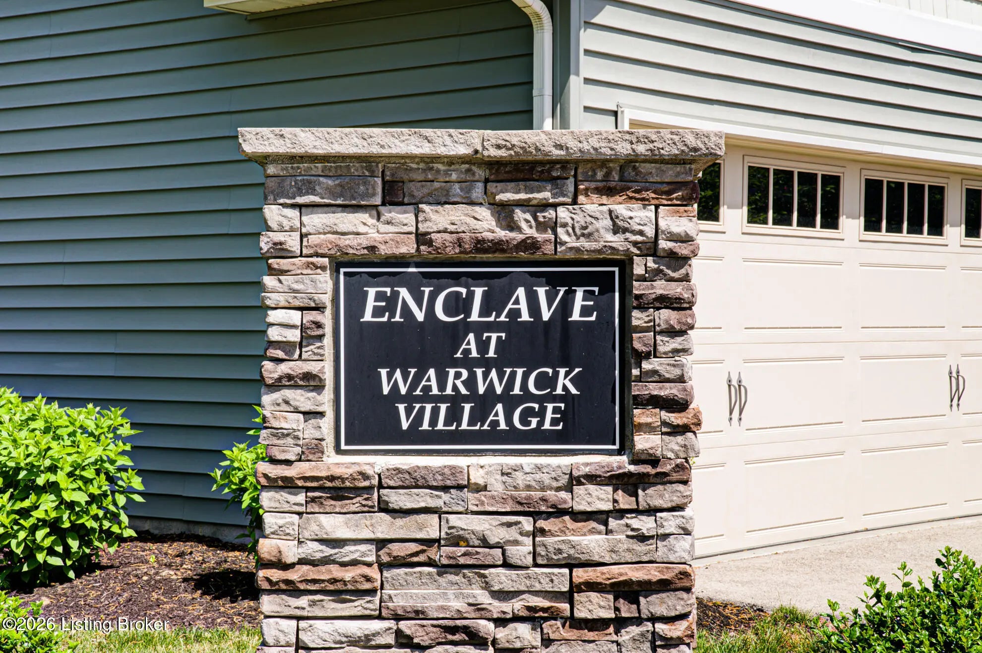 Photo of Listing #1715209