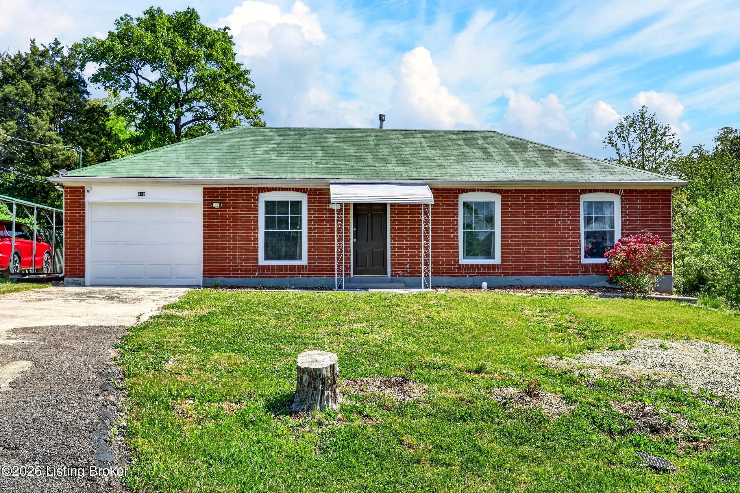 Photo of Listing #1715018