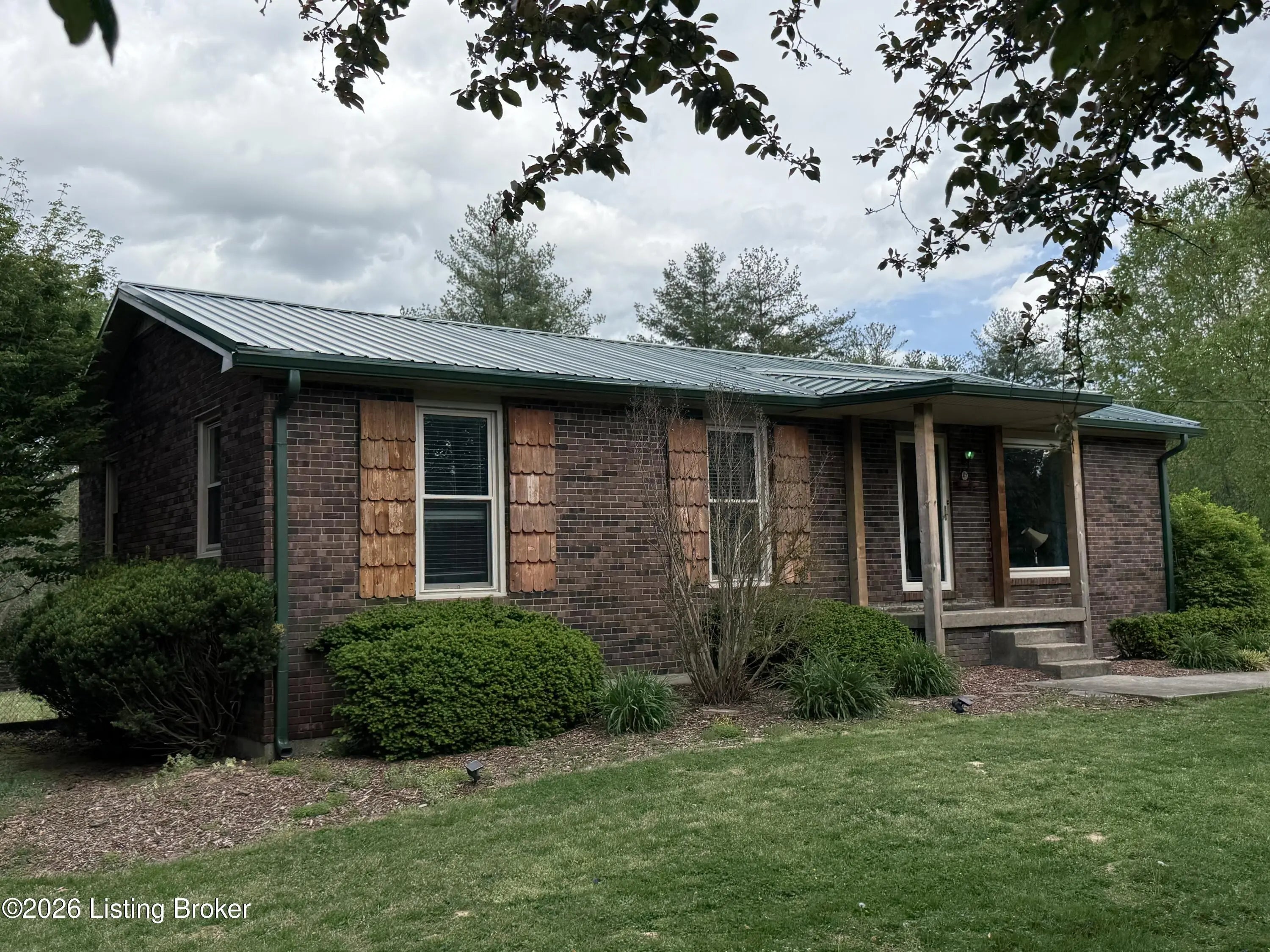 Photo of Listing #1715087