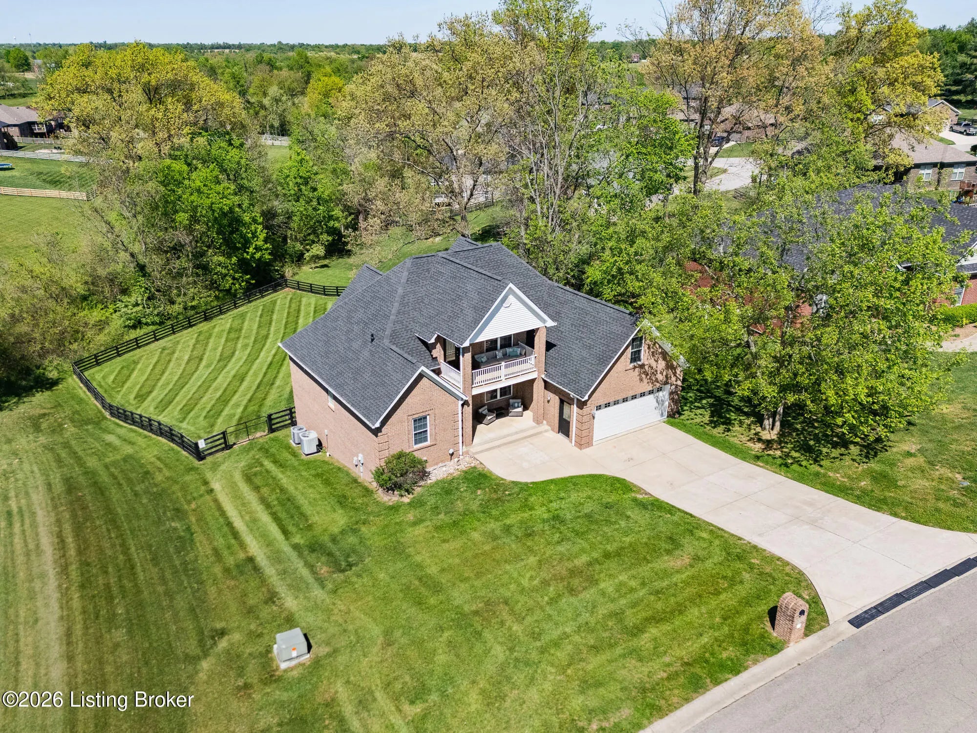 Photo of Listing #1715187