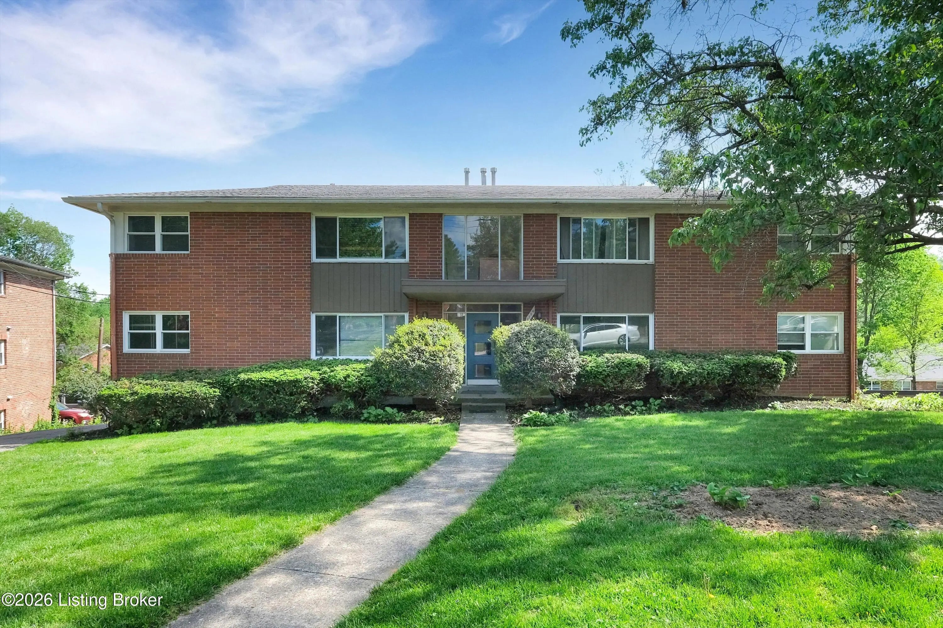 Photo of Listing #1715086