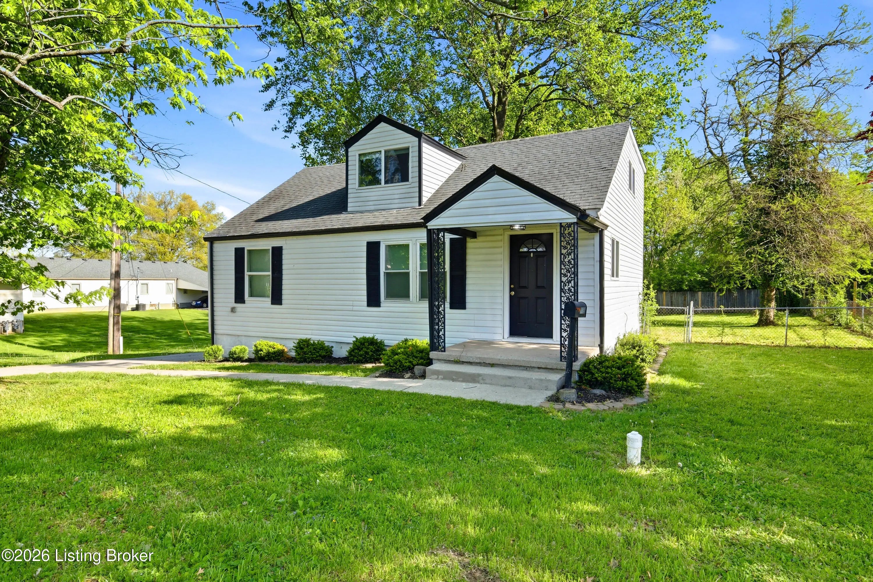 Photo of Listing #1715212