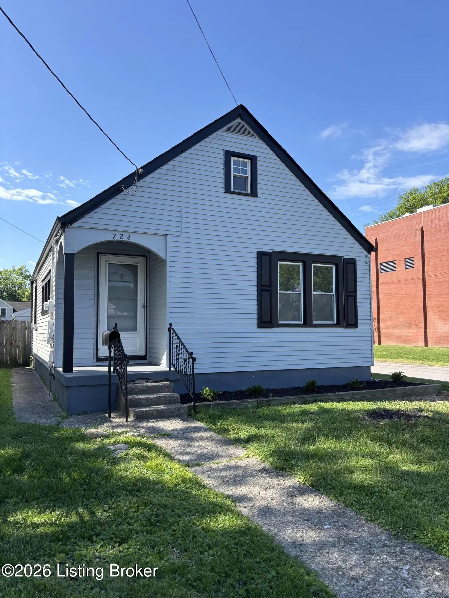 Photo of Listing #1715238