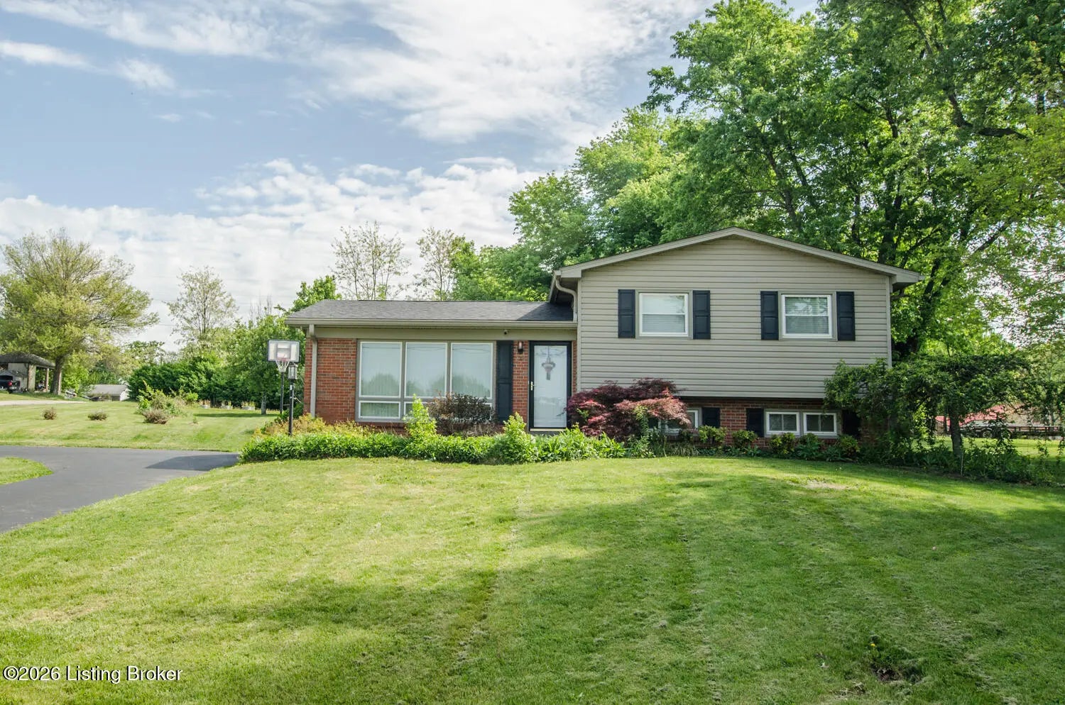 Photo of Listing #1715247