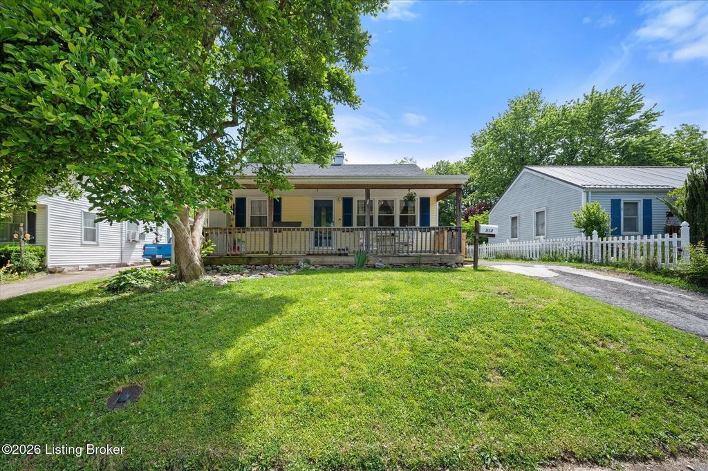 513 Village Dr, Elizabethtown
