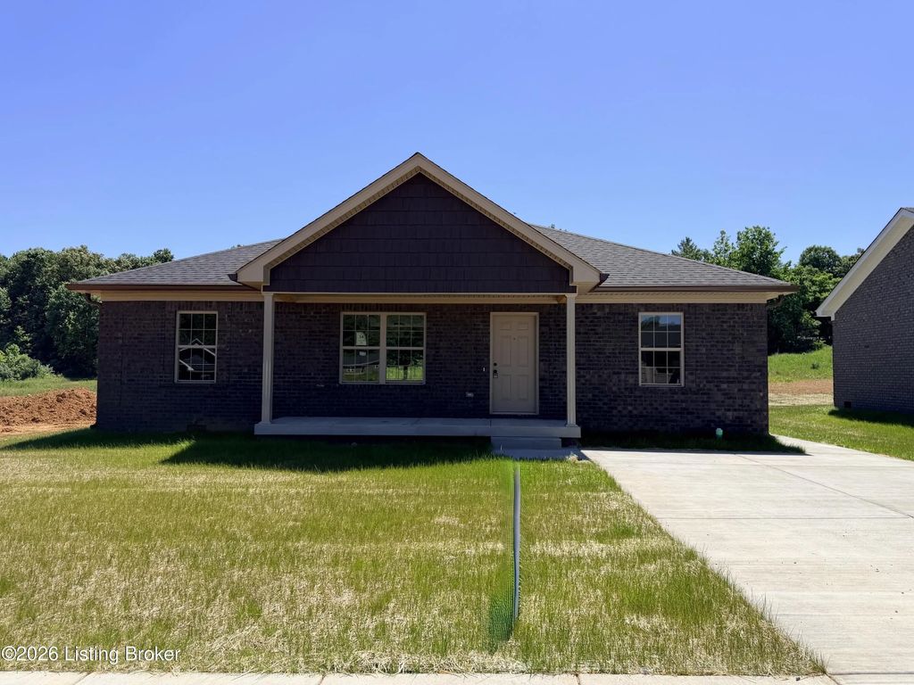72 Democratic Ct, Radcliff
