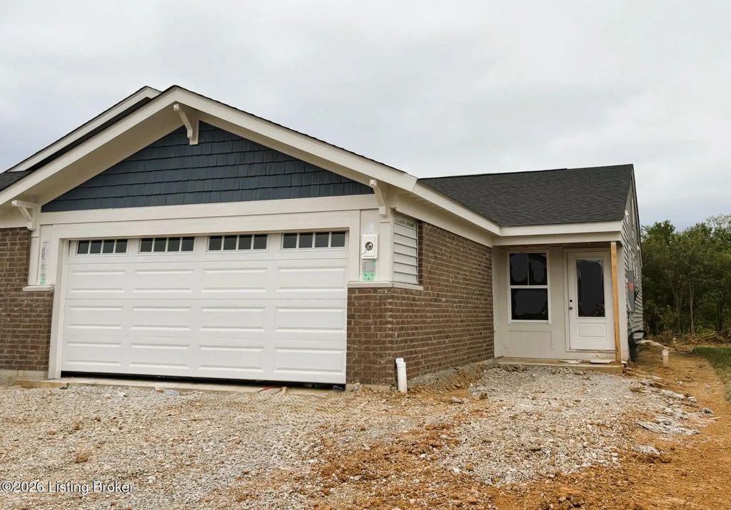 10011 Windcrest Farms Ln 93b, Louisville