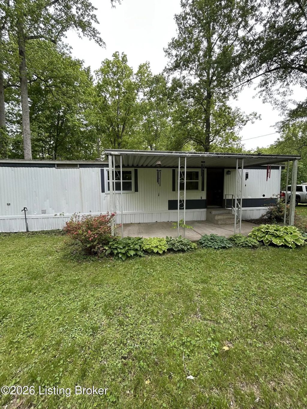 635 River Rd, Worthville